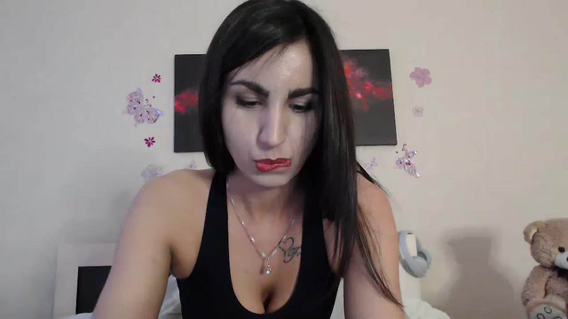 Gallery image thumbnail from CutieOlga's myfreecams stream on, 11/25/2022, 04:16 image 16 of 20