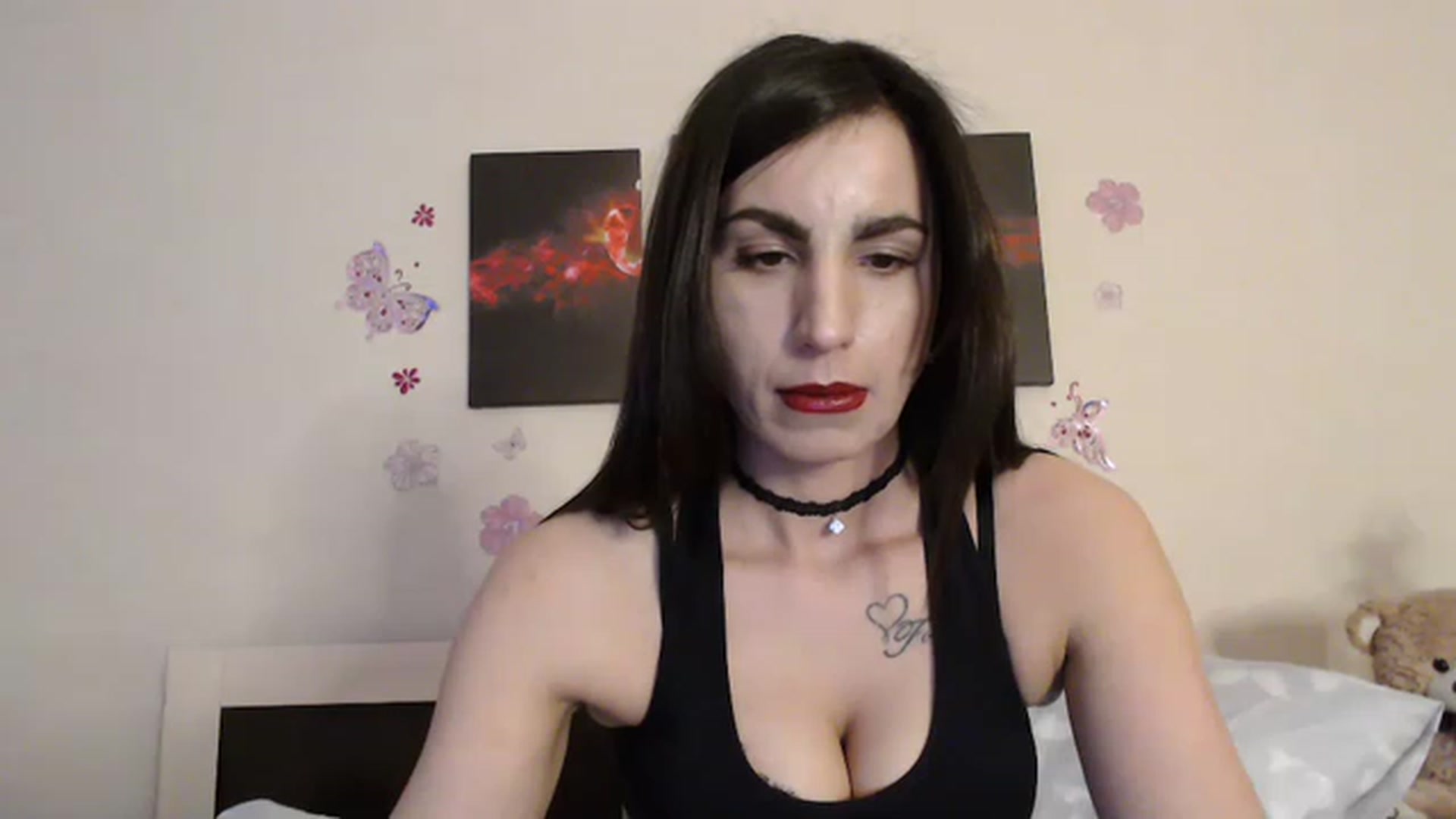 Gallery image thumbnail from CutieOlga's myfreecams stream on, 12/26/2022, 04:21 image 14 of 20