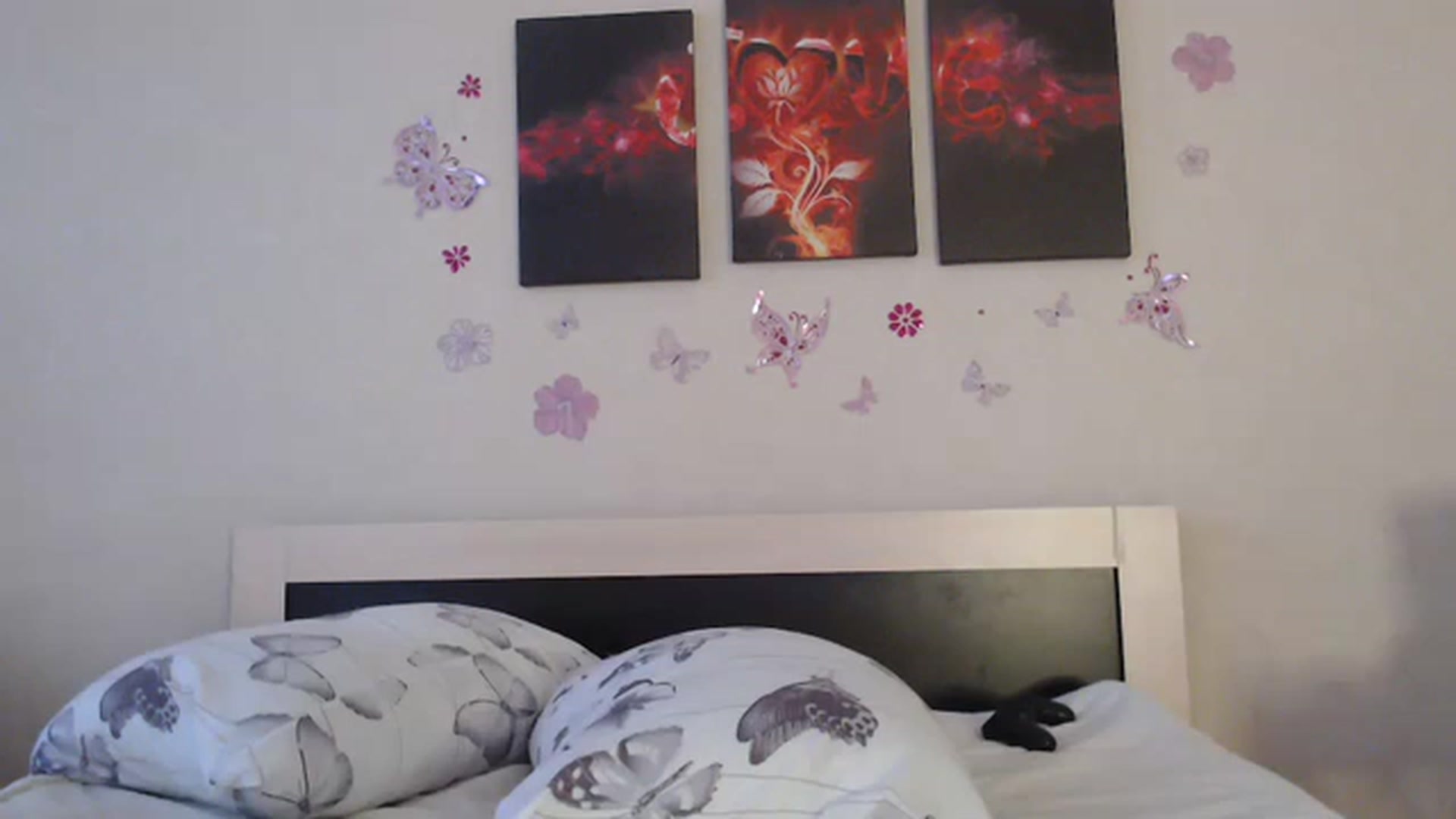 Gallery image thumbnail from CutieOlga's myfreecams stream on, 05/24/2023, 03:46 image 16 of 20