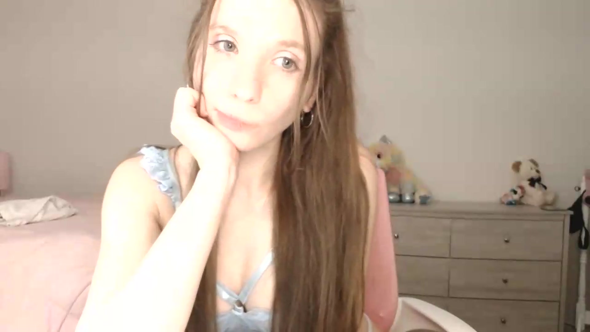 Gallery image thumbnail from CutiePieLila's myfreecams stream on, 08/12/2026, 24:46 image 18 of 20