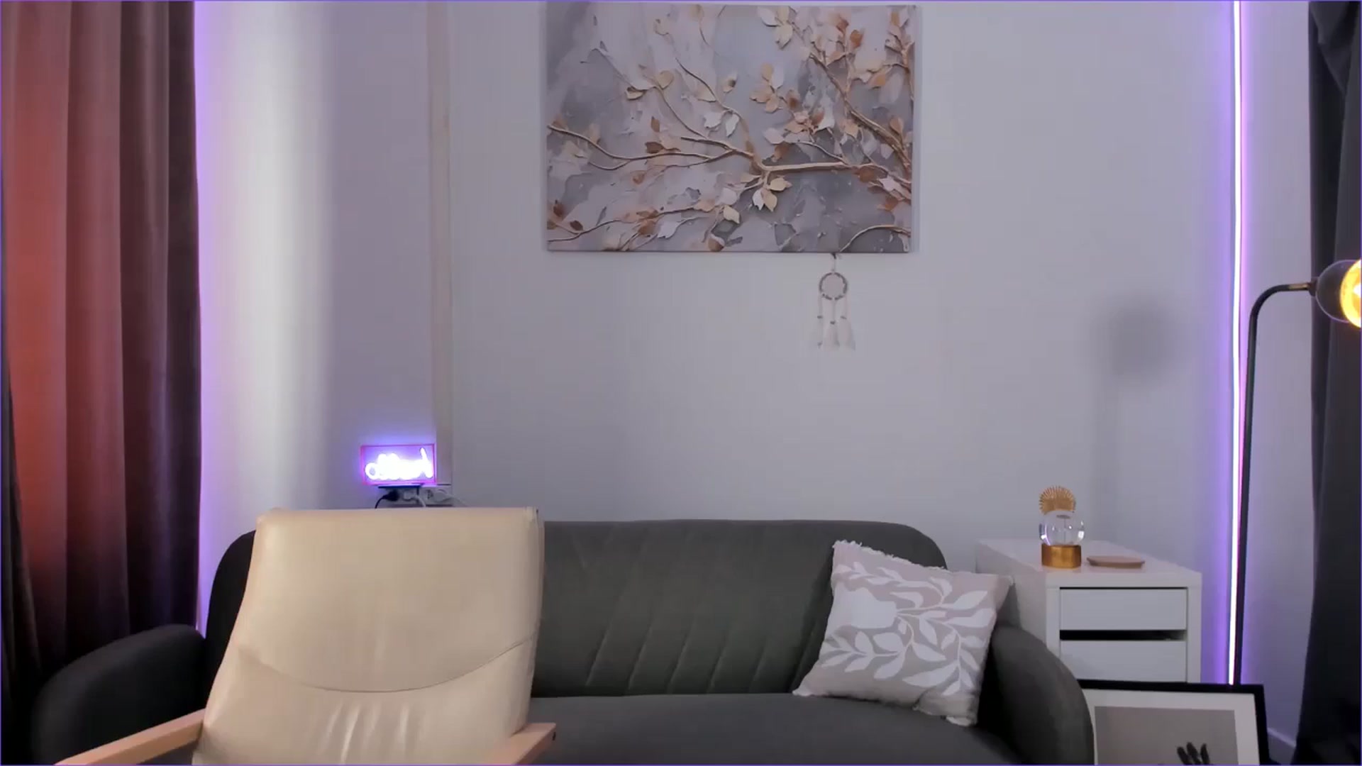 Gallery image thumbnail from CutieScarlett's myfreecams stream on, 06/01/2025, 14:48 image 1 of 20