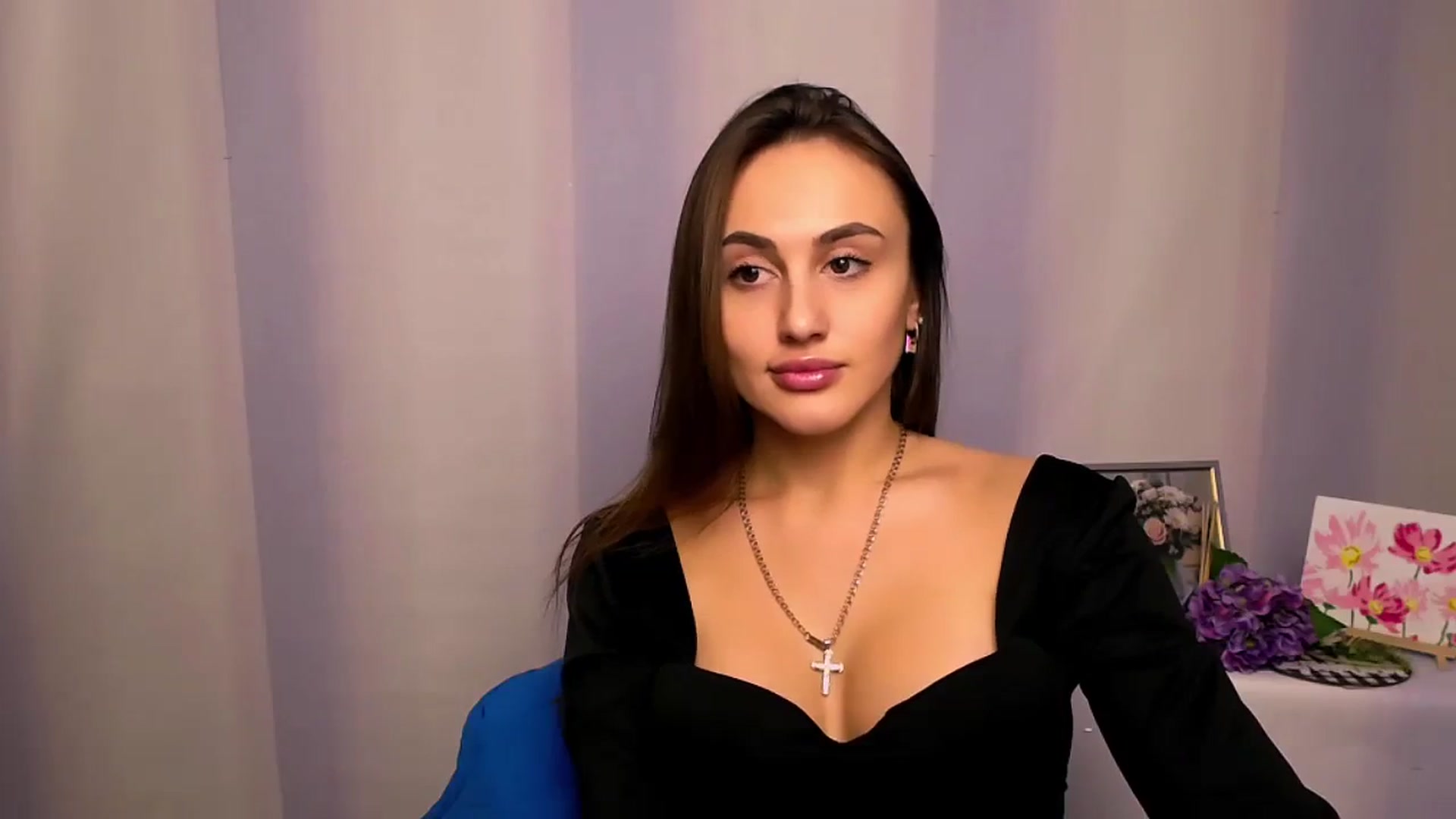 Gallery image thumbnail from Cutie_Angell_'s myfreecams stream on, 11/17/2023, 12:58 image 14 of 20