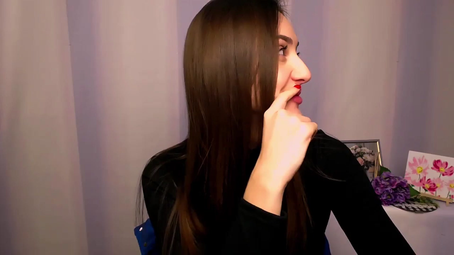 Gallery image thumbnail from Cutie_Angell_'s myfreecams stream on, 11/19/2023, 13:00 image 15 of 20