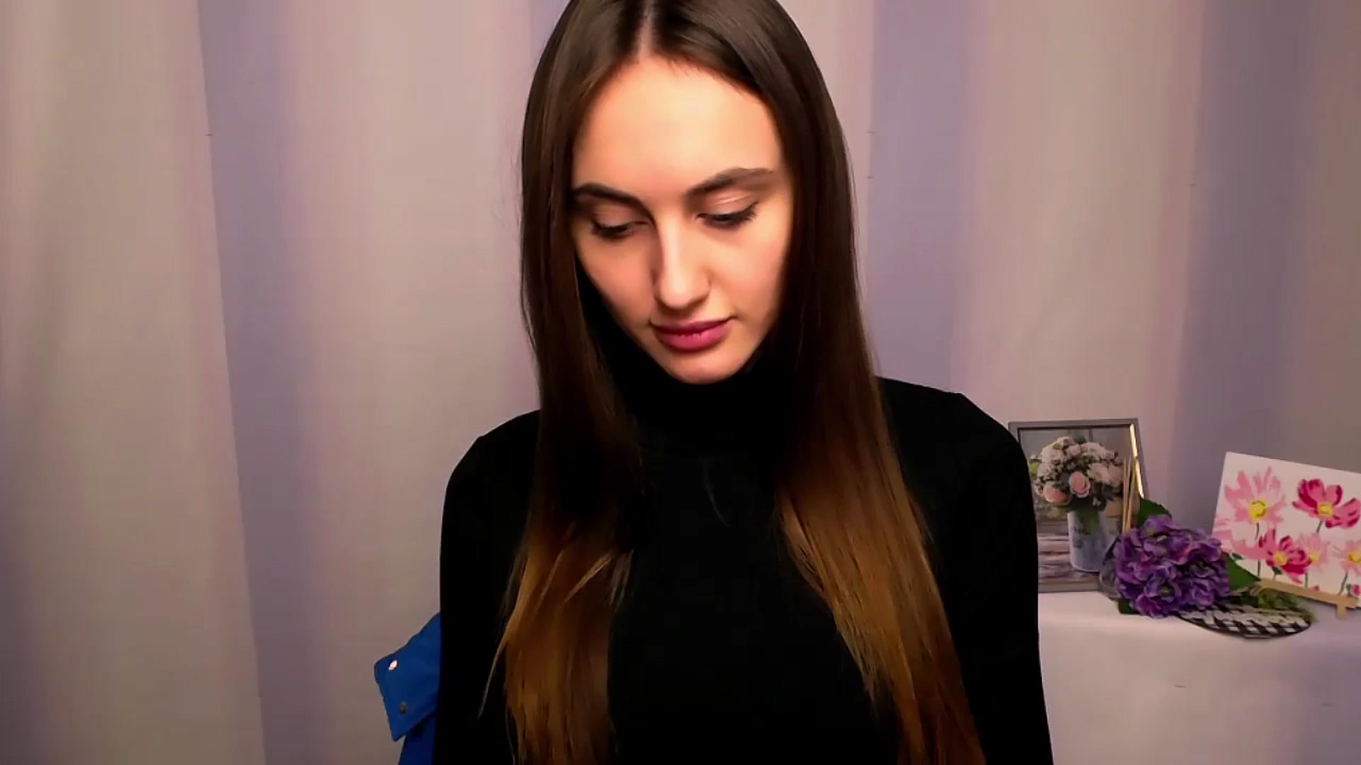 Gallery image thumbnail from Cutie_Angell_'s myfreecams stream on, 11/19/2023, 13:00 image 19 of 20