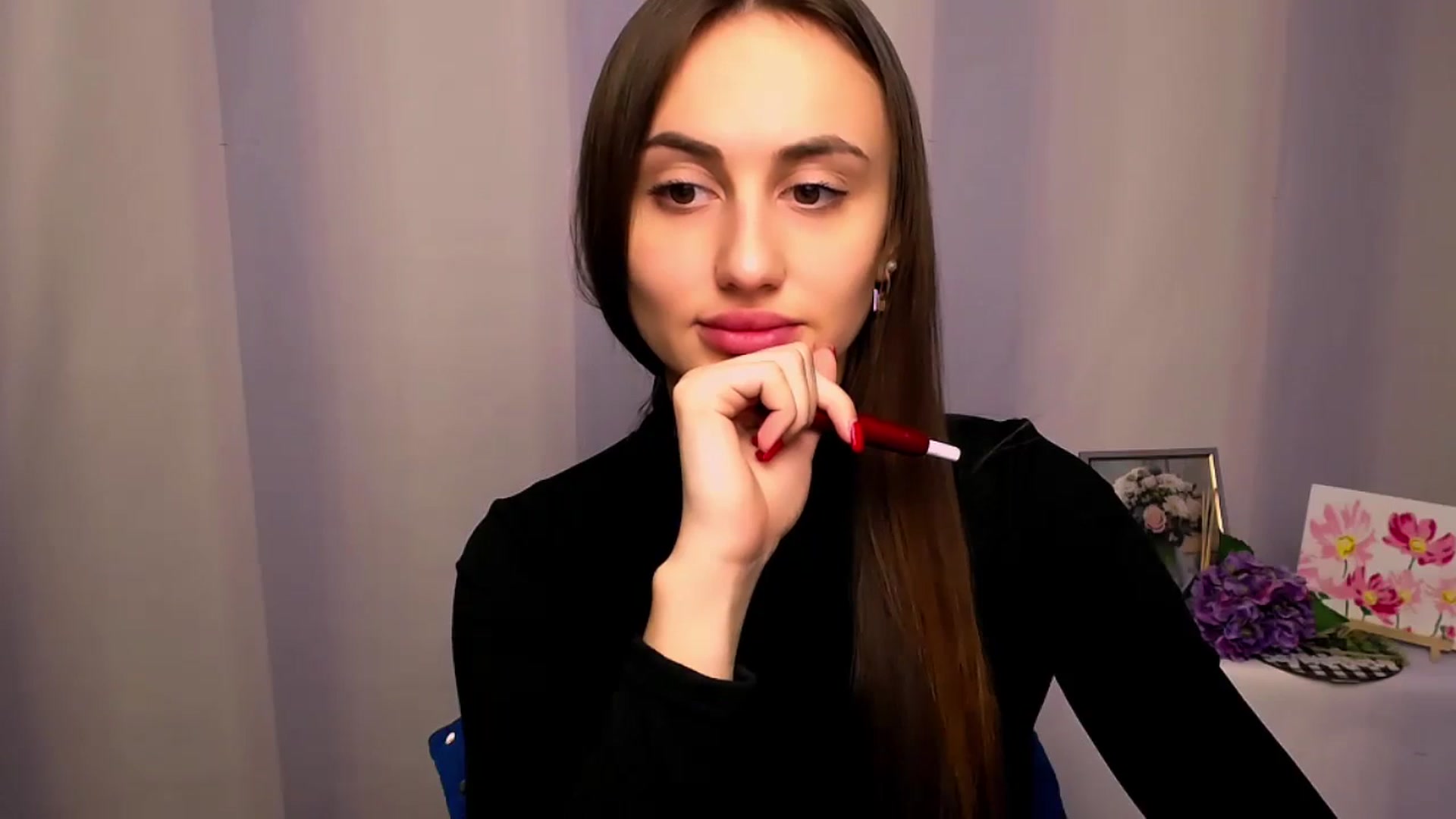 Gallery image thumbnail from Cutie_Angell_'s myfreecams stream on, 11/19/2023, 13:00 image 10 of 20