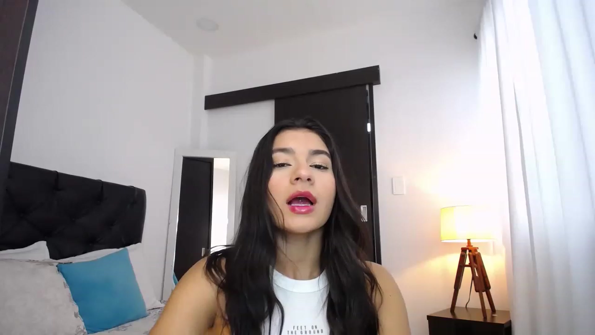 Gallery image thumbnail from Cutie_Marie's myfreecams stream on, 04/15/2023, 19:46 image 19 of 20