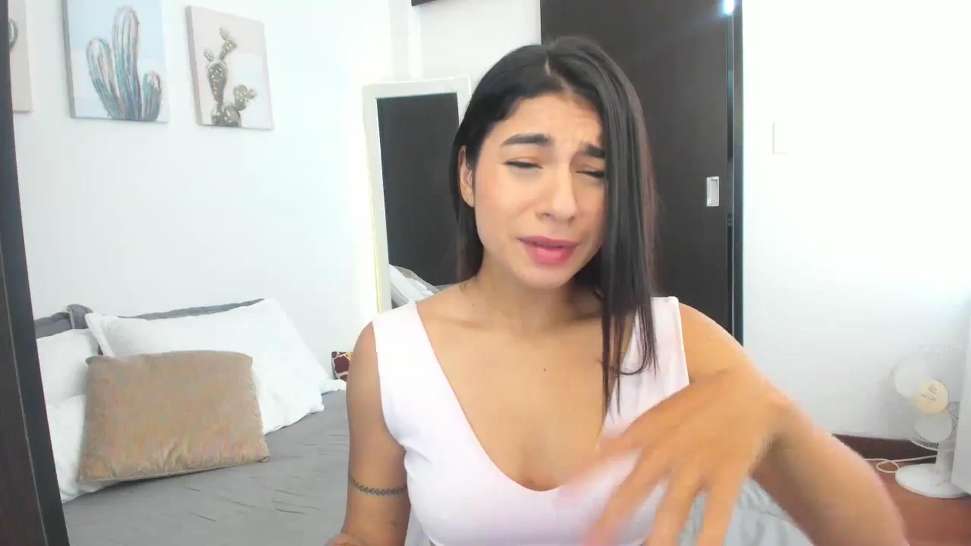 Gallery image thumbnail from Cutie_Marie's myfreecams stream on, 07/22/2023, 16:45 image 8 of 20