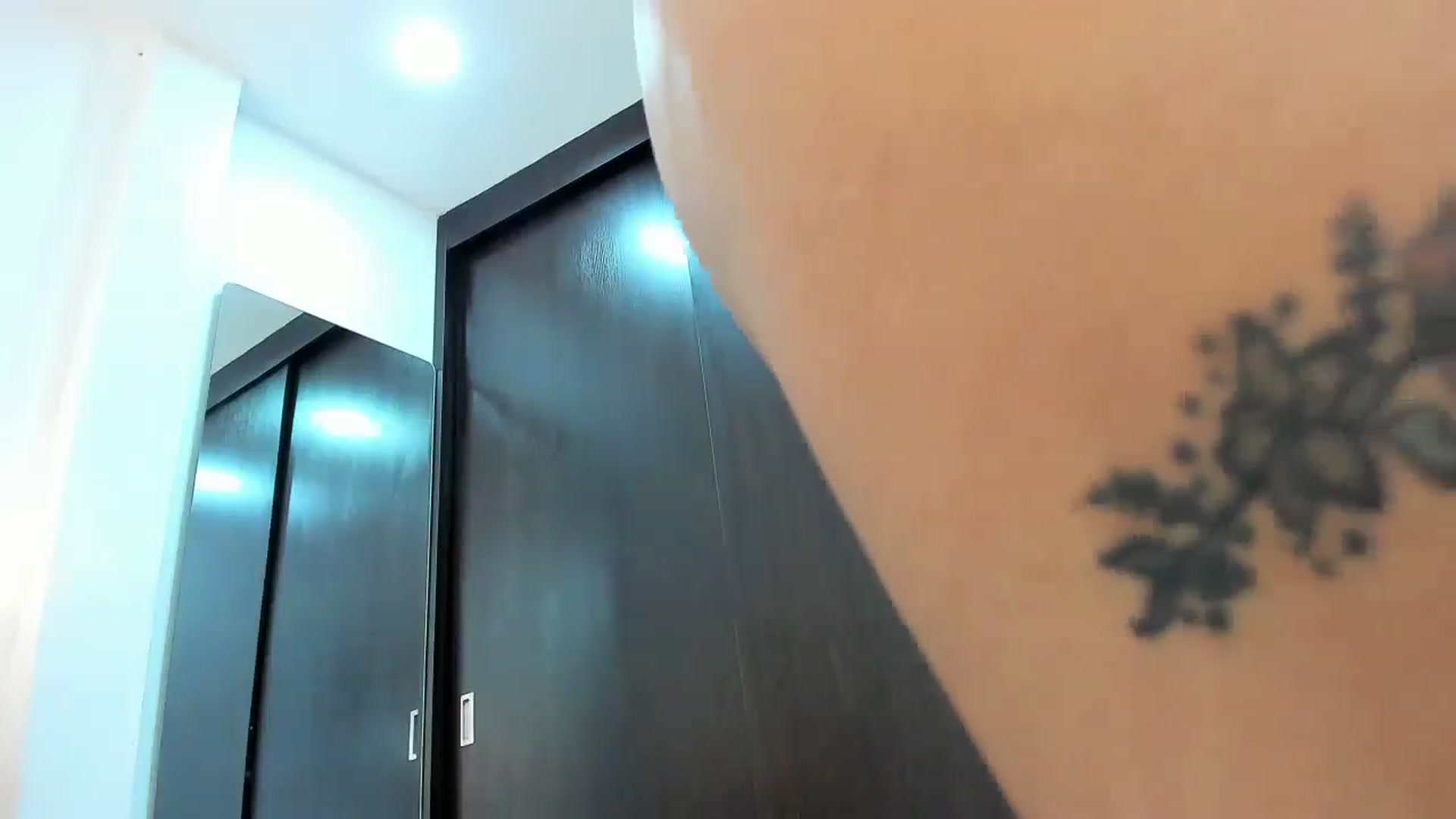 Gallery image thumbnail from Cutie_Marie's myfreecams stream on, 12/11/2025, 21:27 image 15 of 20