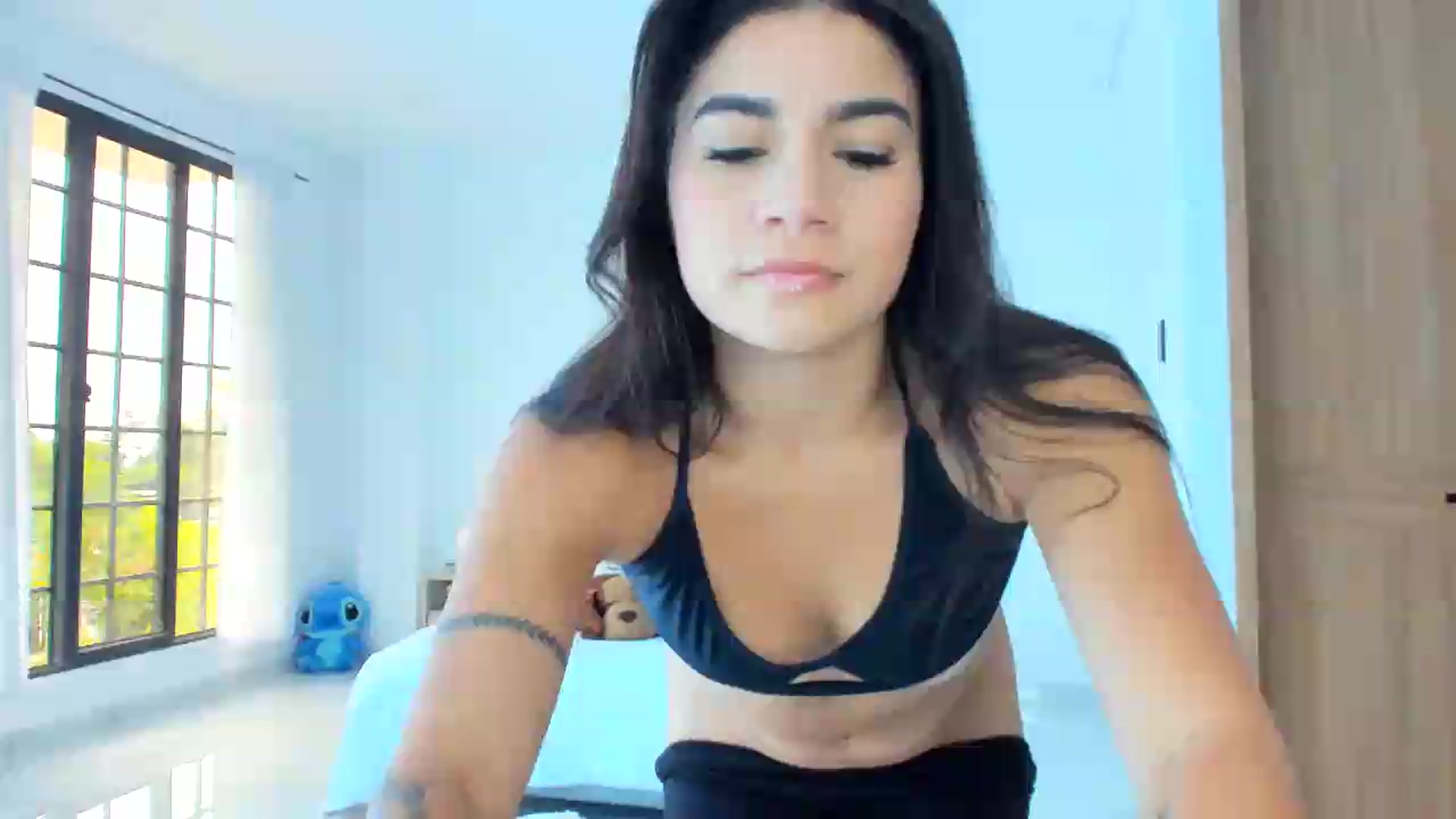 Gallery image thumbnail from Cutie_Marie's myfreecams stream on, 05/16/2026, 18:05 image 19 of 20