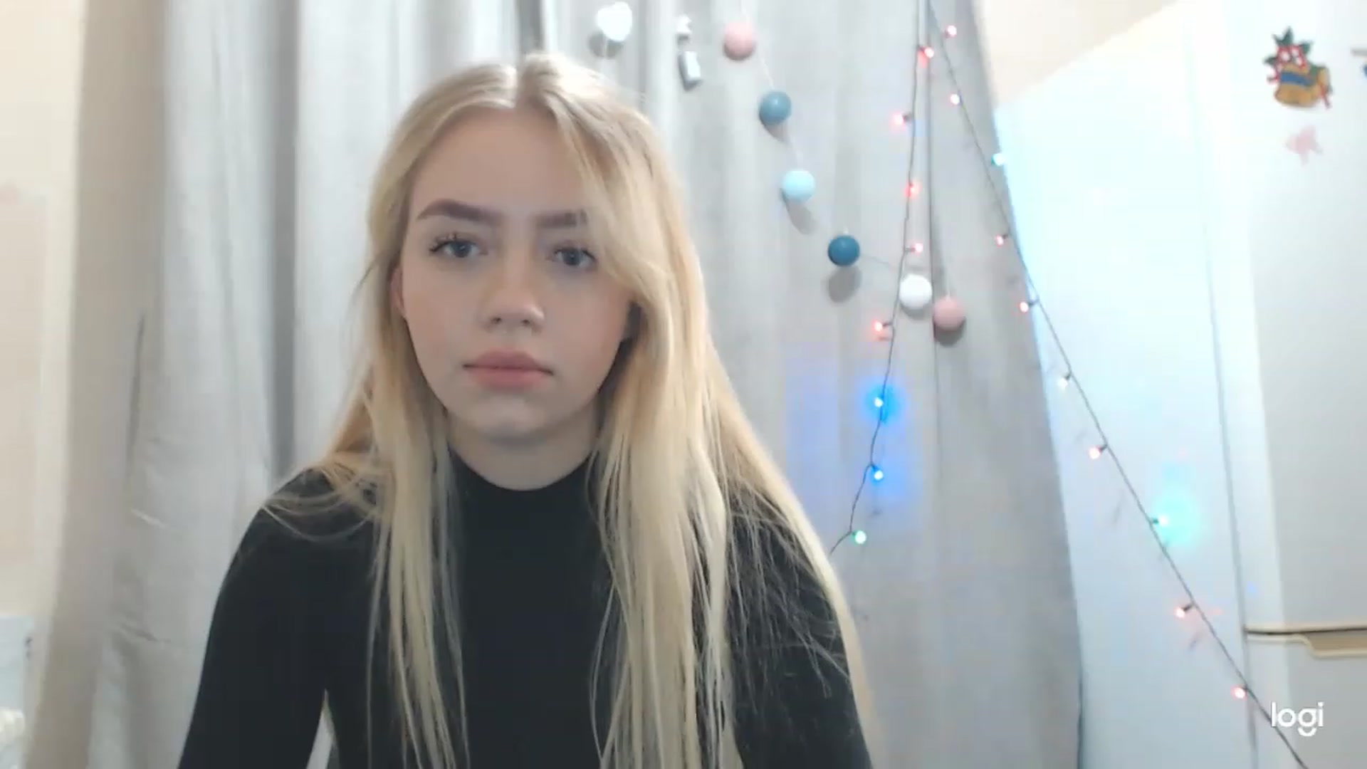 Gallery image thumbnail from CutieeBlondie's myfreecams stream on, 11/22/2022, 09:43 image 7 of 20