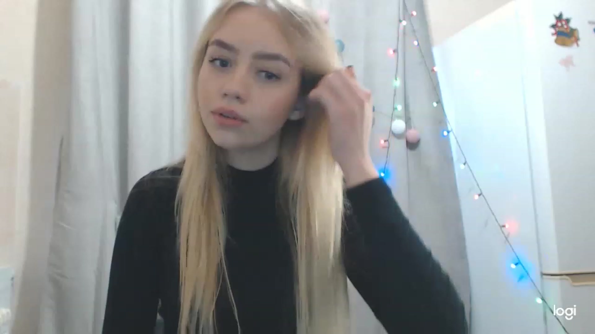 Gallery image thumbnail from CutieeBlondie's myfreecams stream on, 11/22/2022, 09:43 image 10 of 20