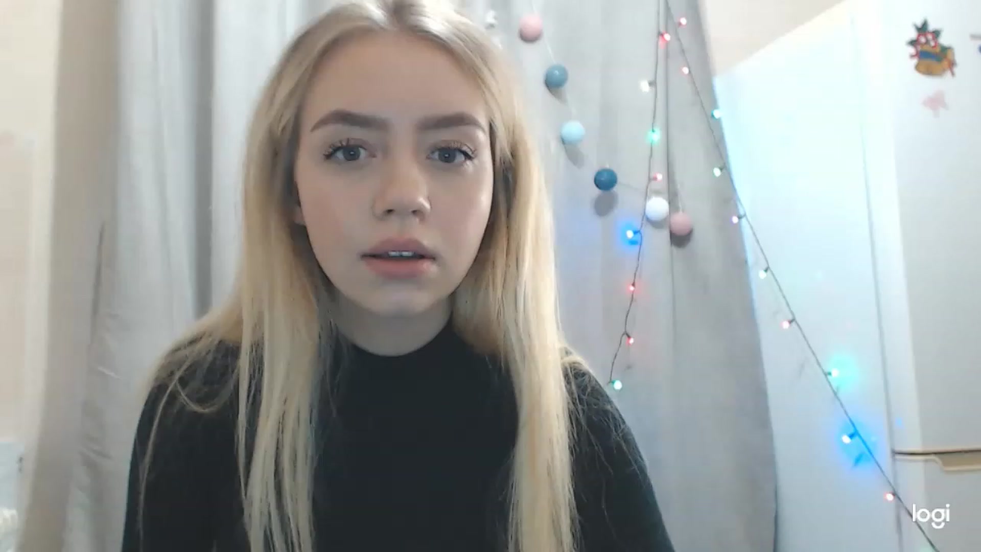 Gallery image thumbnail from CutieeBlondie's myfreecams stream on, 11/22/2022, 10:21 image 13 of 20