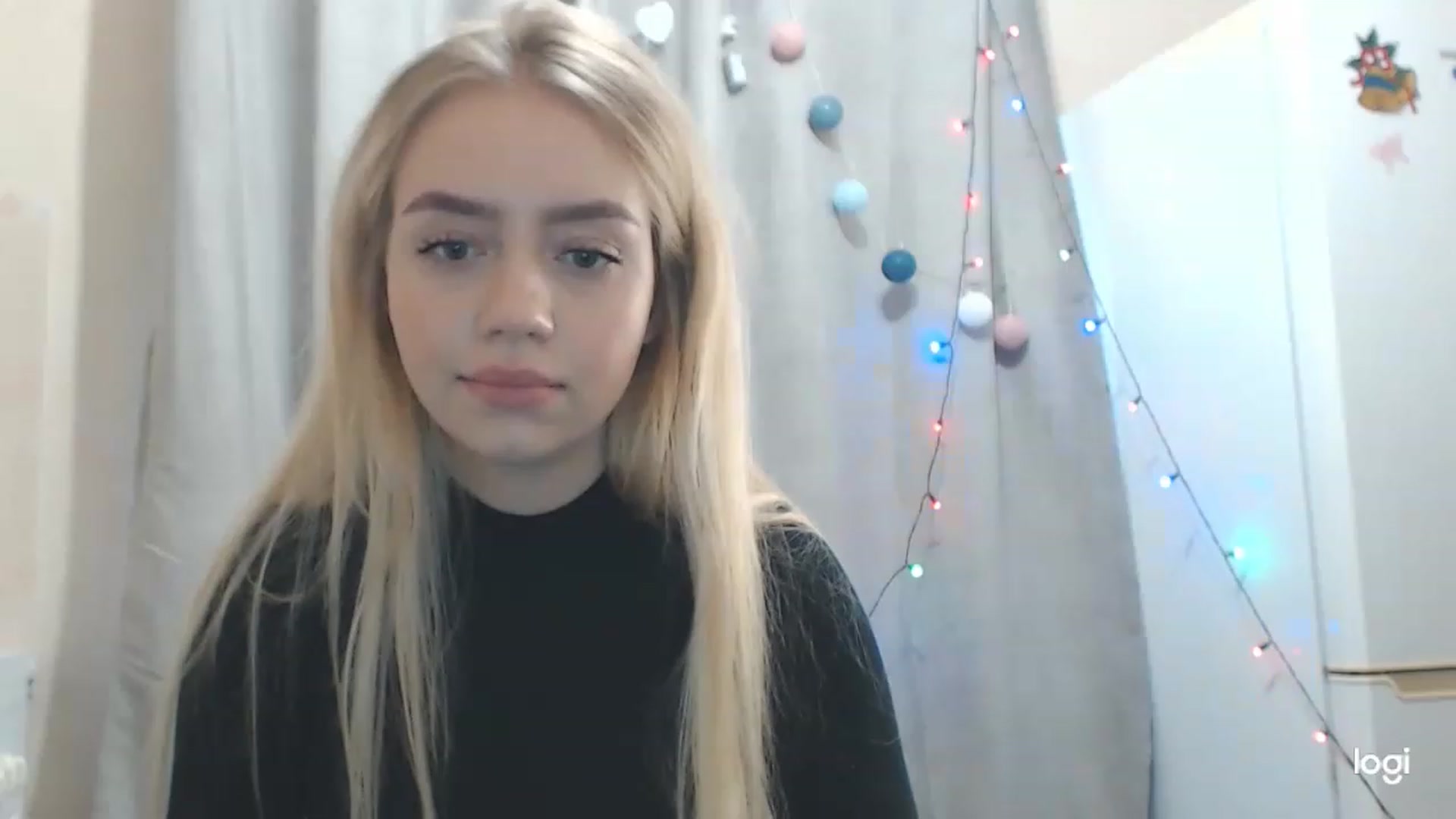Gallery image thumbnail from CutieeBlondie's myfreecams stream on, 11/22/2022, 10:21 image 14 of 20