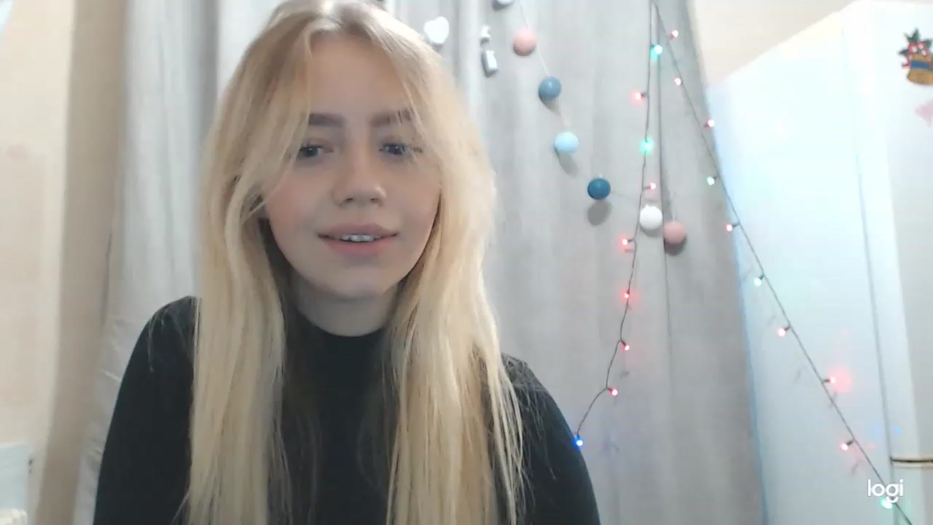 Gallery image thumbnail from CutieeBlondie's myfreecams stream on, 11/22/2022, 12:34 image 2 of 20
