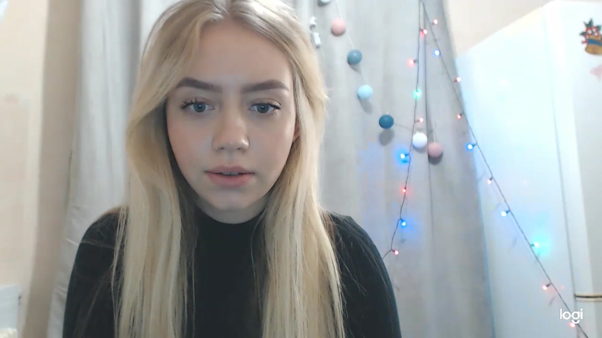 Gallery image thumbnail from CutieeBlondie's myfreecams stream on, 11/22/2022, 12:34 image 8 of 20