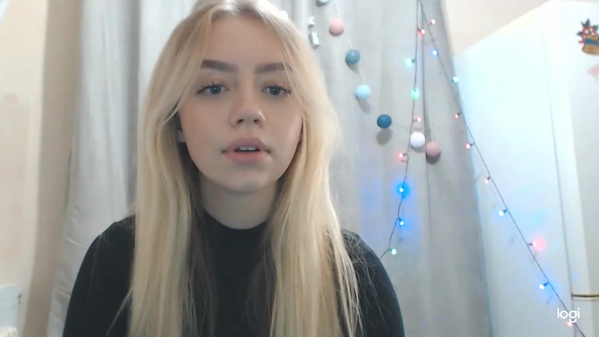 Gallery image thumbnail from CutieeBlondie's myfreecams stream on, 11/22/2022, 12:34 image 1 of 20
