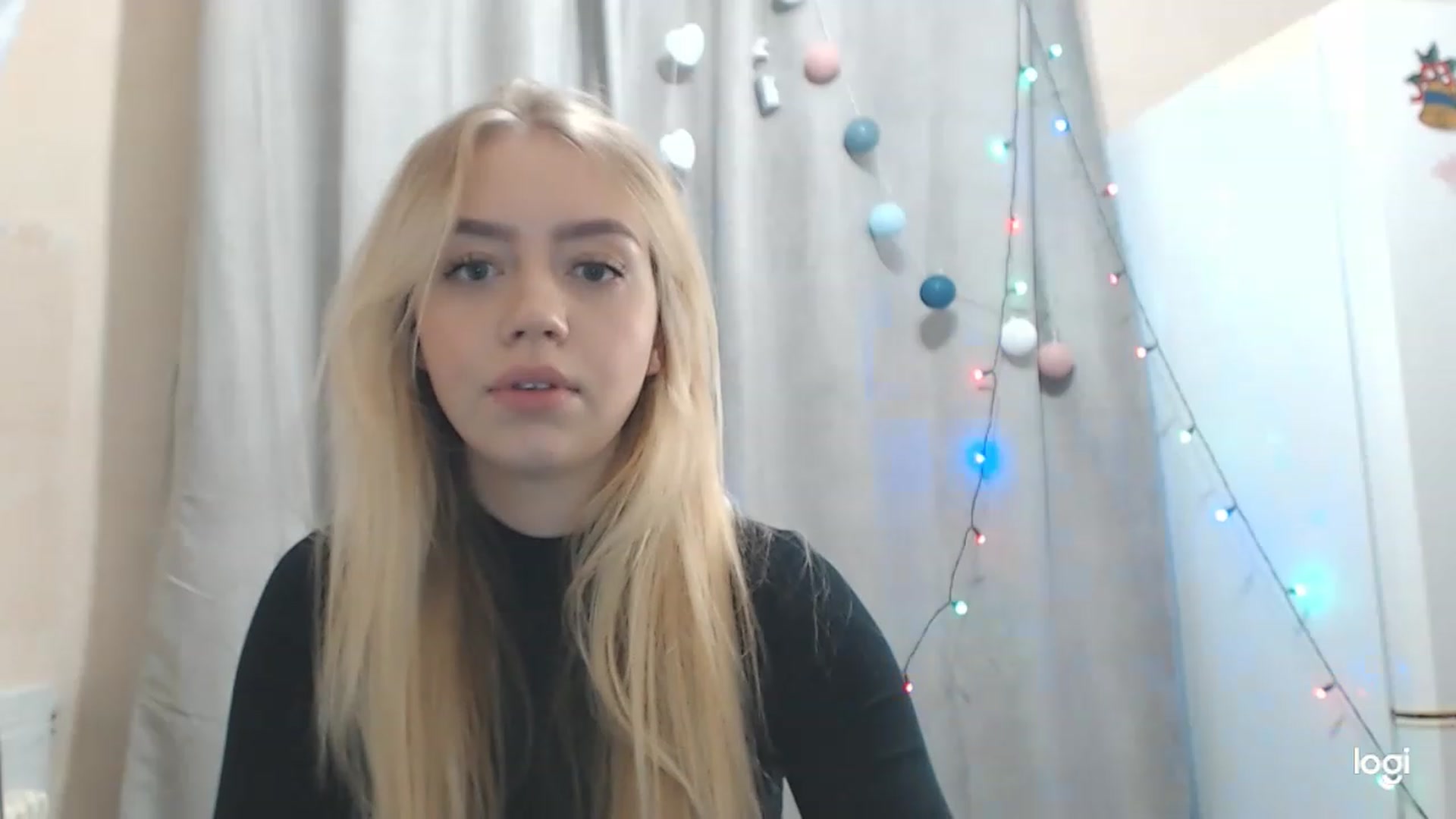 Gallery image thumbnail from CutieeBlondie's myfreecams stream on, 11/22/2022, 13:01 image 2 of 20