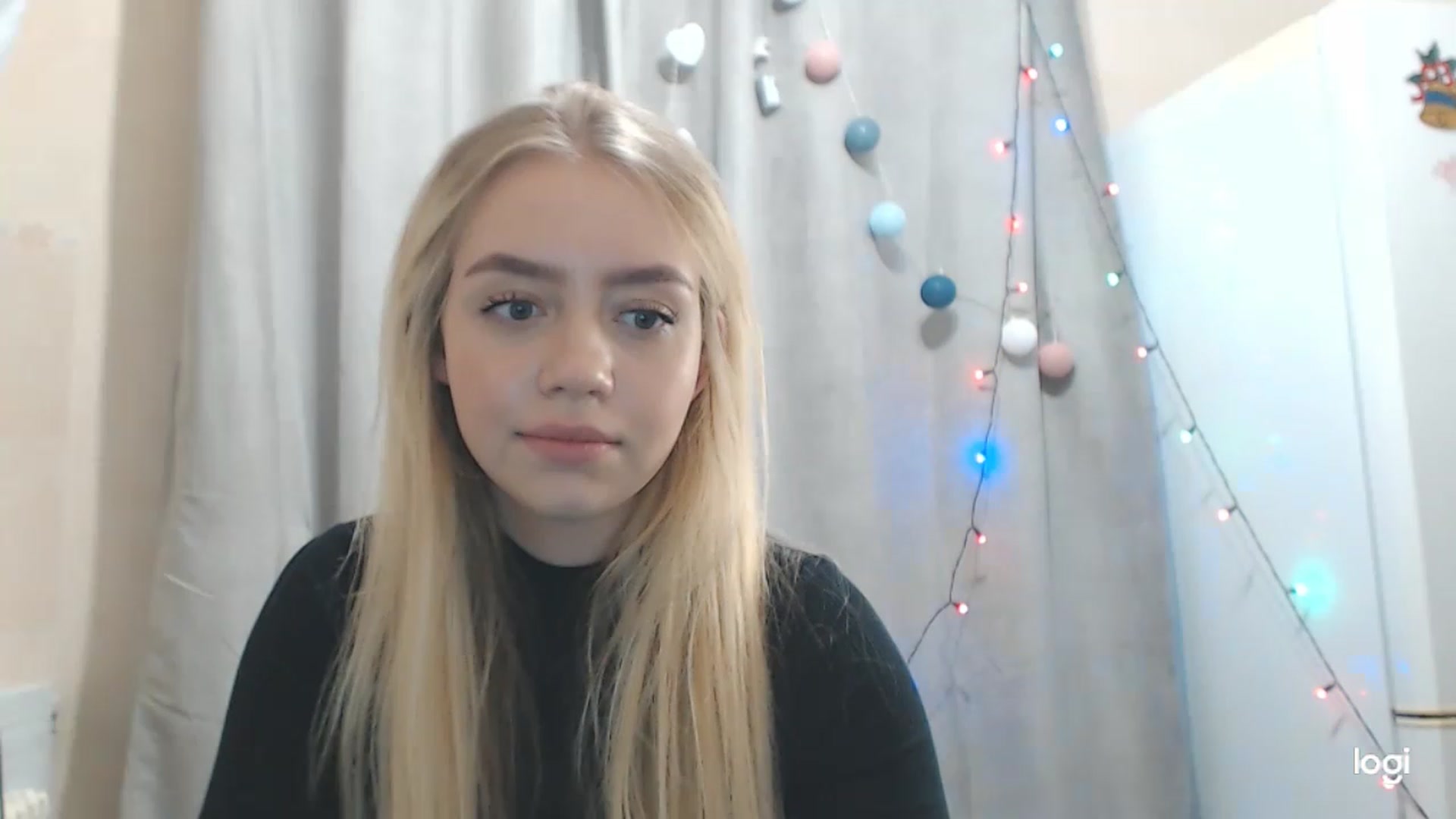 Gallery image thumbnail from CutieeBlondie's myfreecams stream on, 11/22/2022, 13:01 image 3 of 20