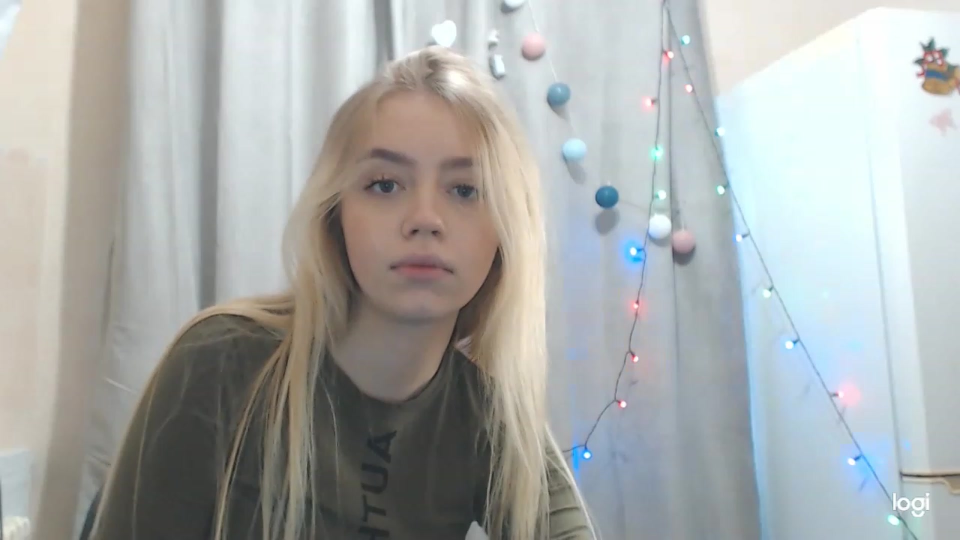Gallery image thumbnail from CutieeBlondie's myfreecams stream on, 11/25/2022, 10:49 image 1 of 20