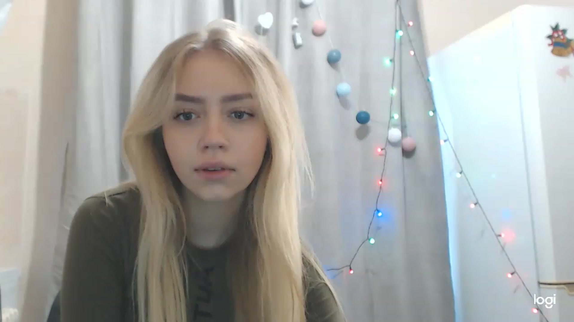Gallery image thumbnail from CutieeBlondie's myfreecams stream on, 11/25/2022, 10:49 image 9 of 20