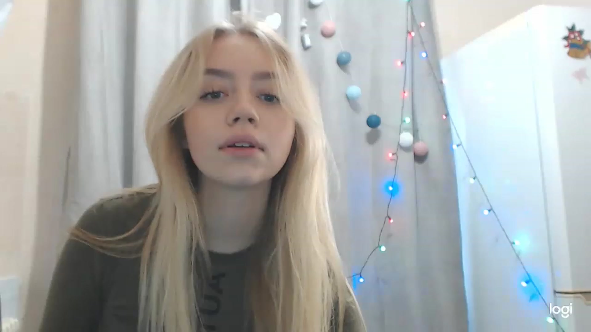 Gallery image thumbnail from CutieeBlondie's myfreecams stream on, 11/25/2022, 10:49 image 6 of 20