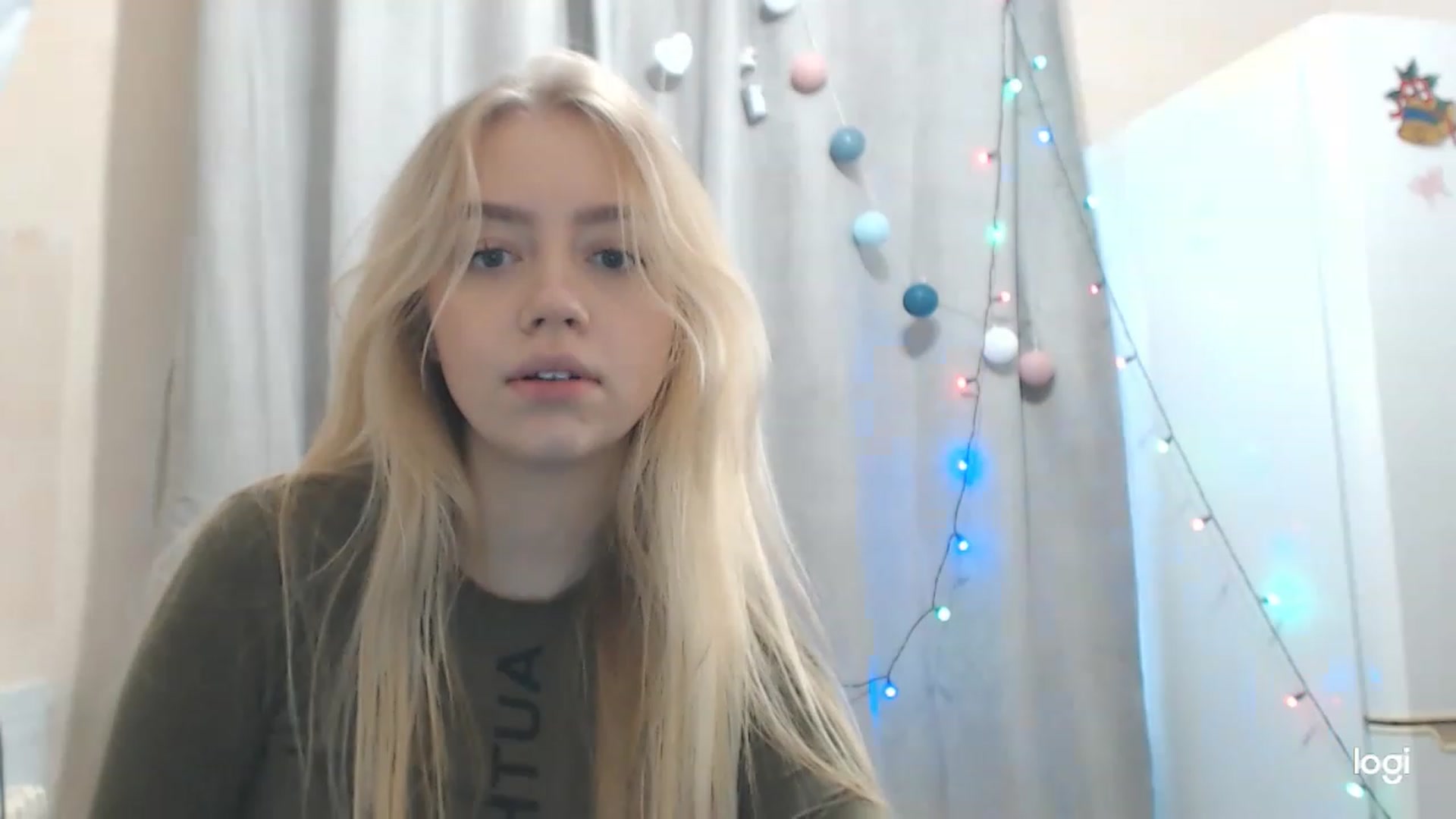 Gallery image thumbnail from CutieeBlondie's myfreecams stream on, 11/25/2022, 11:58 image 2 of 20