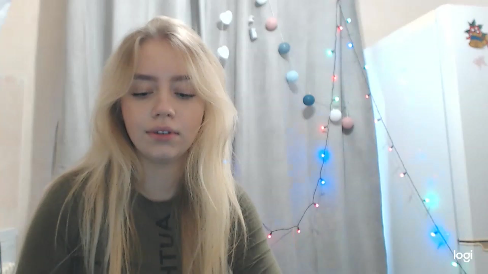Gallery image thumbnail from CutieeBlondie's myfreecams stream on, 11/25/2022, 11:58 image 11 of 20