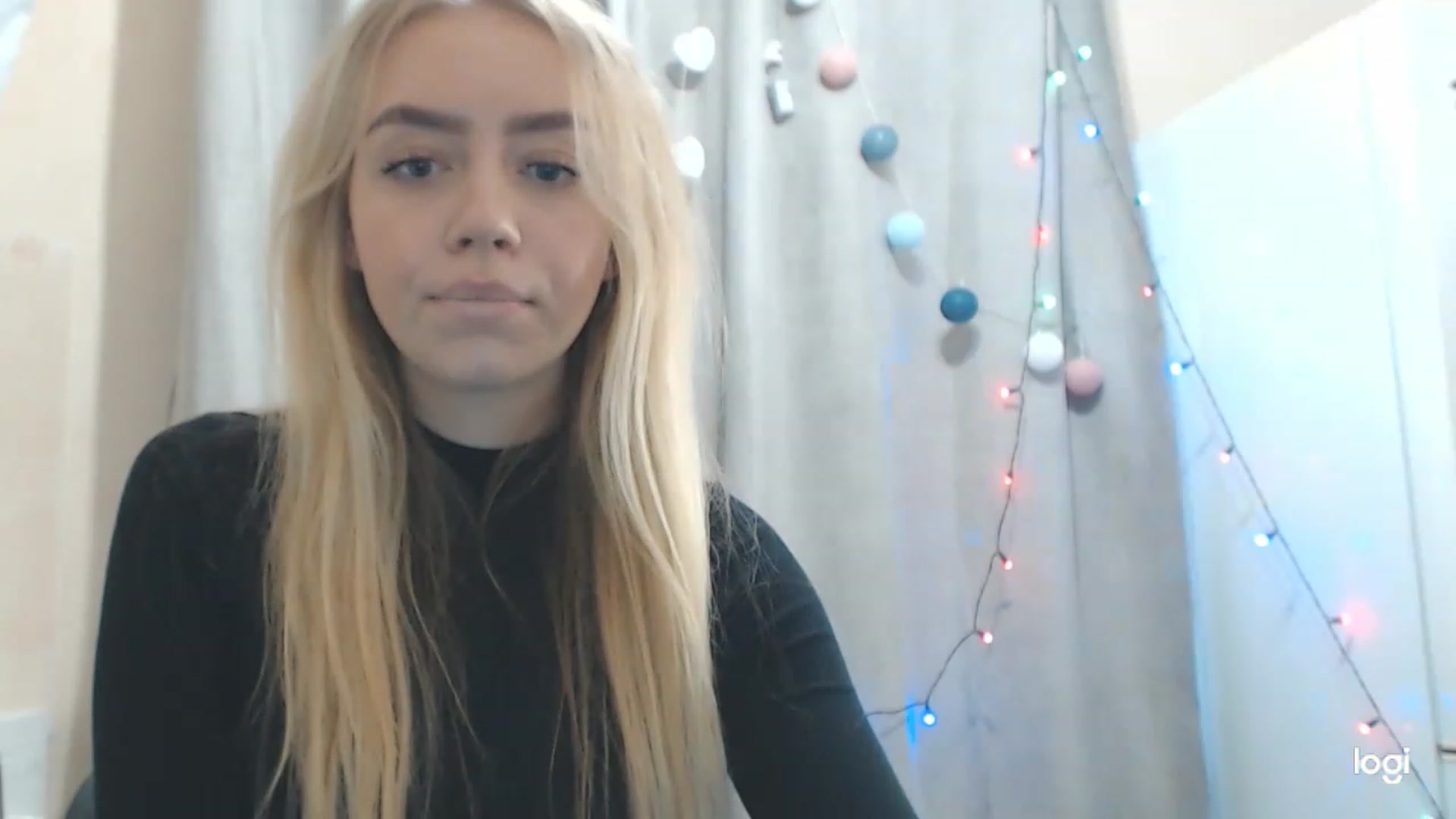 Gallery image thumbnail from CutieeBlondie's myfreecams stream on, 11/26/2022, 11:26 image 15 of 20