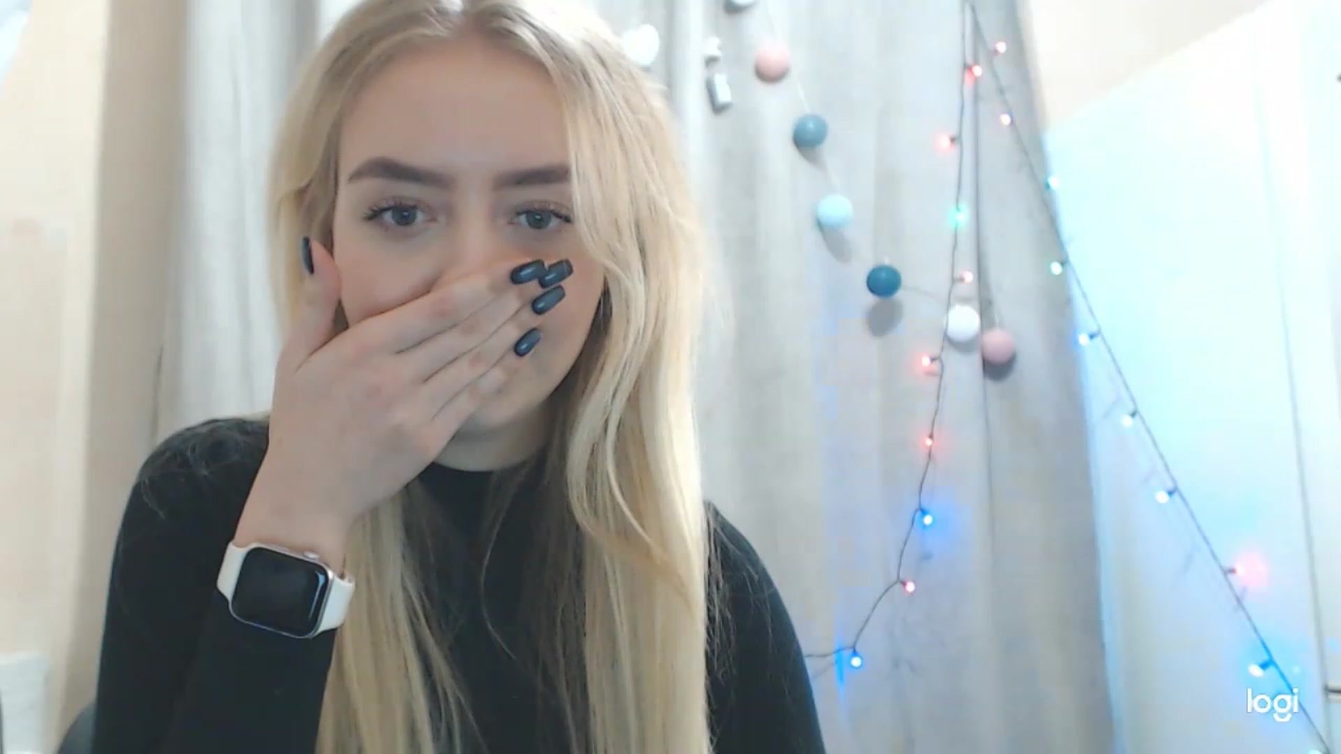 Gallery image thumbnail from CutieeBlondie's myfreecams stream on, 11/26/2022, 11:26 image 11 of 20