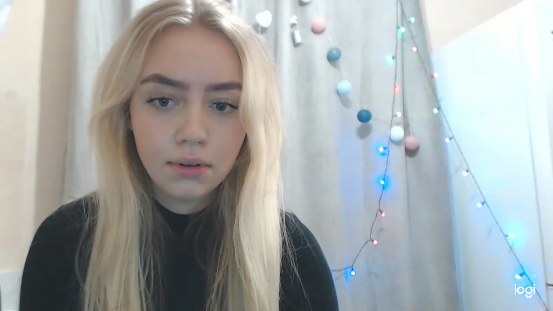 Gallery image thumbnail from CutieeBlondie's myfreecams stream on, 11/26/2022, 11:26 image 5 of 20