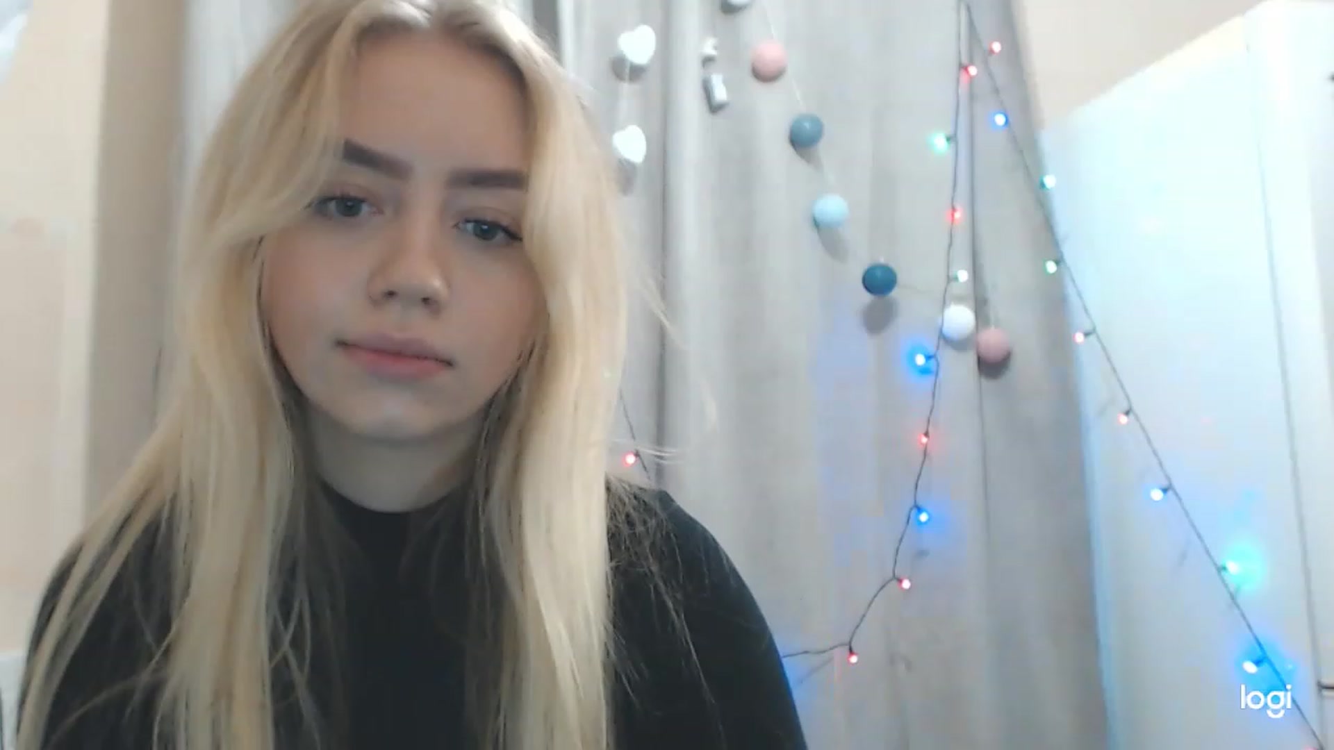 Gallery image thumbnail from CutieeBlondie's myfreecams stream on, 11/26/2022, 11:26 image 3 of 20