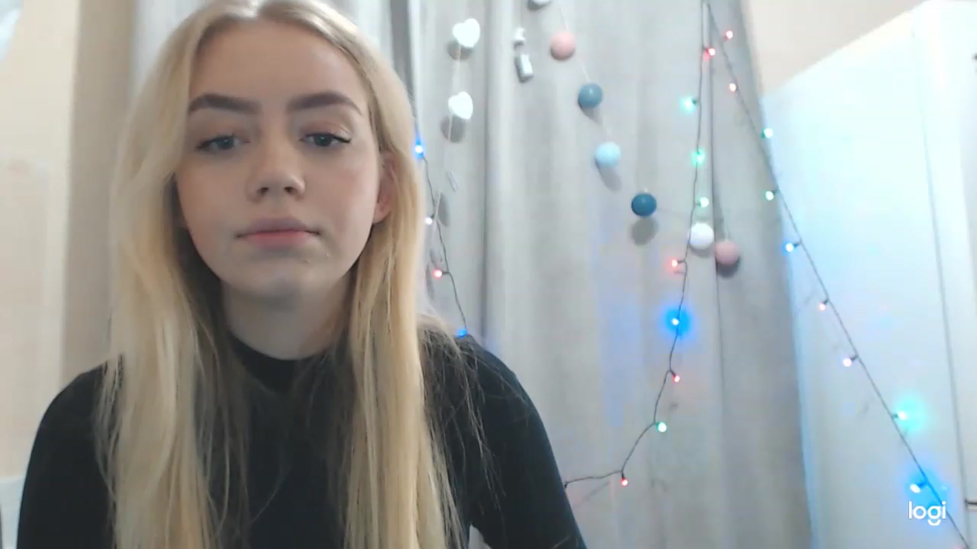 Gallery image thumbnail from CutieeBlondie's myfreecams stream on, 11/26/2022, 11:26 image 8 of 20