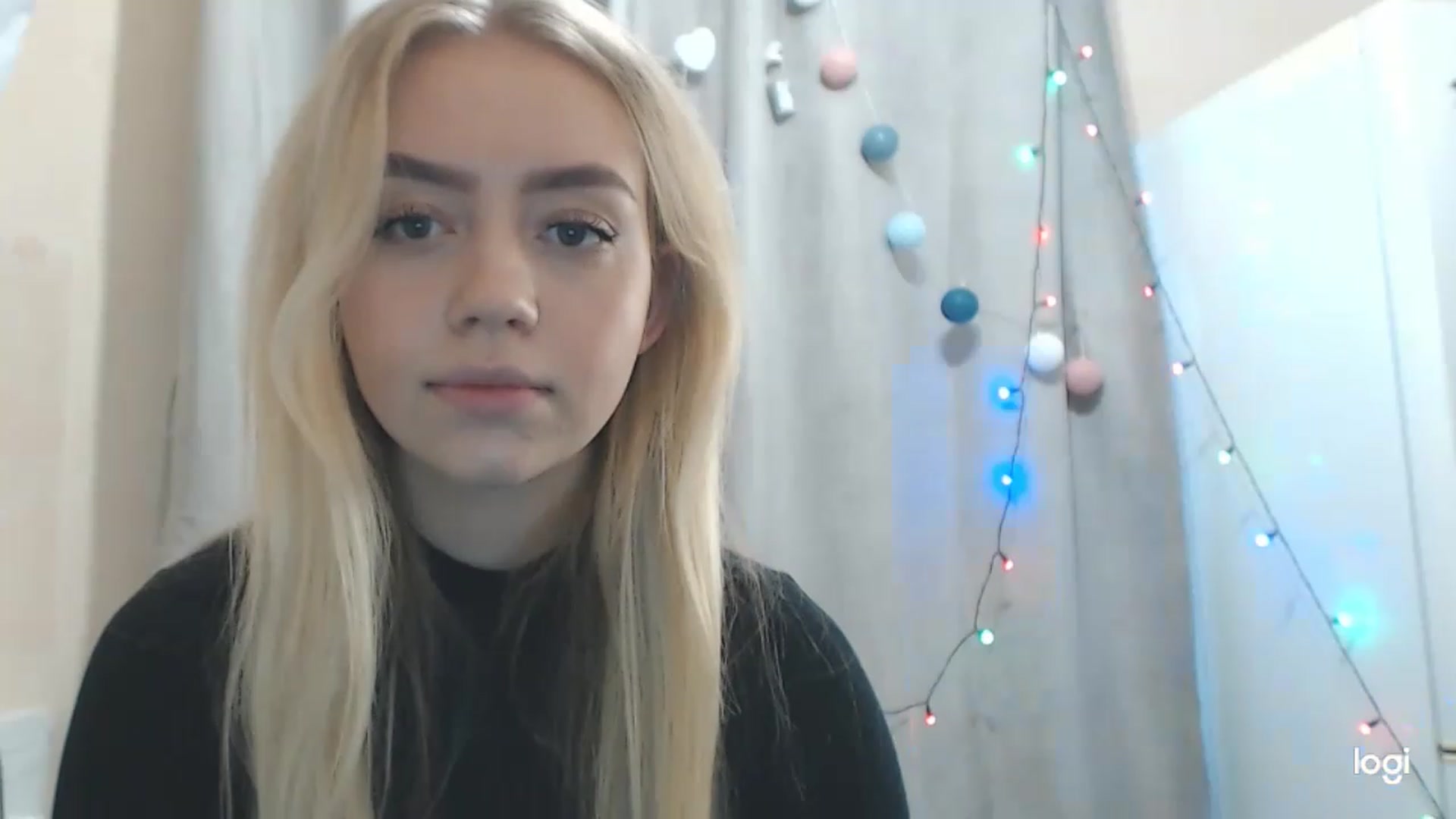 Gallery image thumbnail from CutieeBlondie's myfreecams stream on, 11/26/2022, 11:26 image 9 of 20
