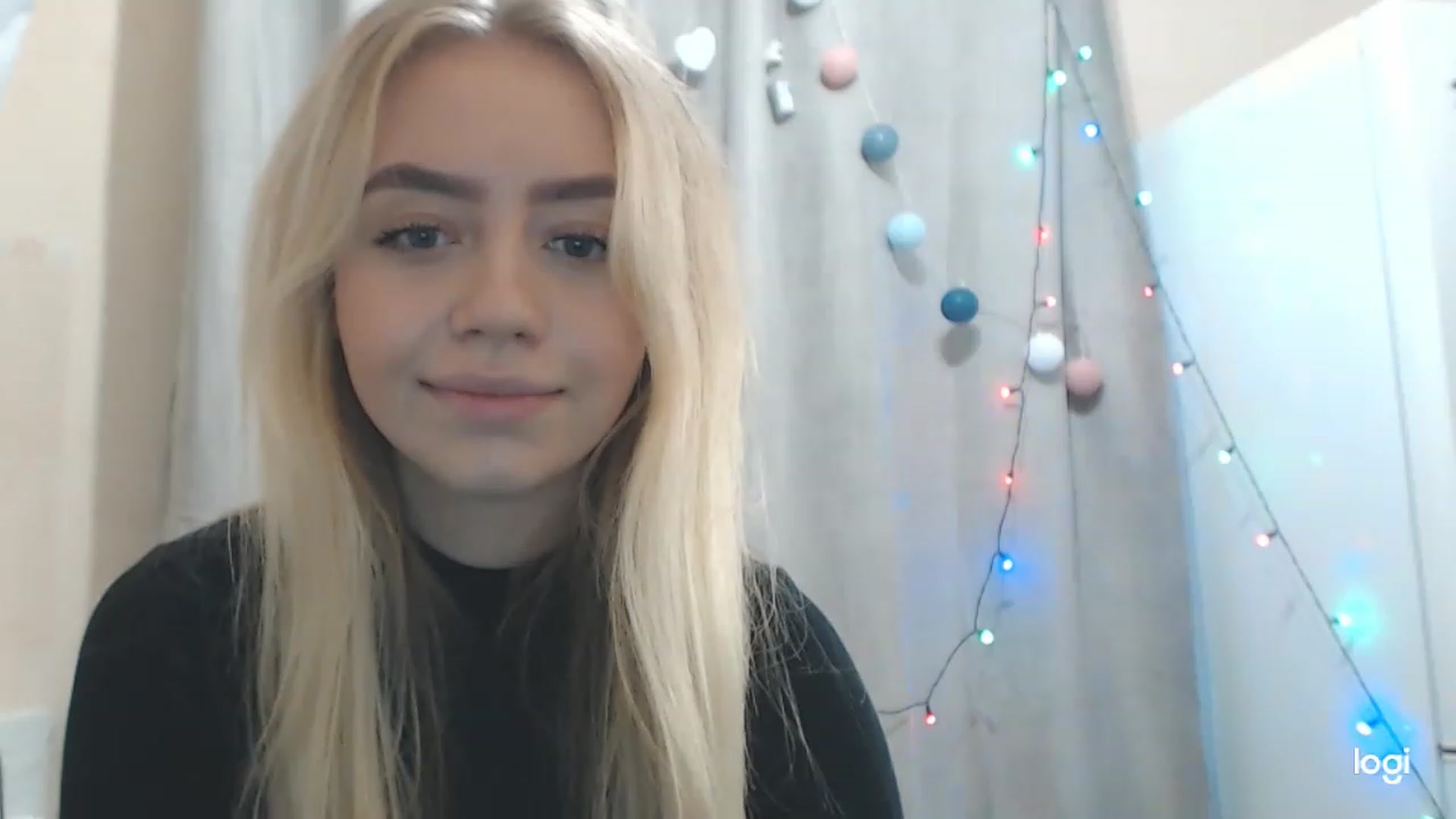 Gallery image thumbnail from CutieeBlondie's myfreecams stream on, 11/26/2022, 11:26 image 6 of 20