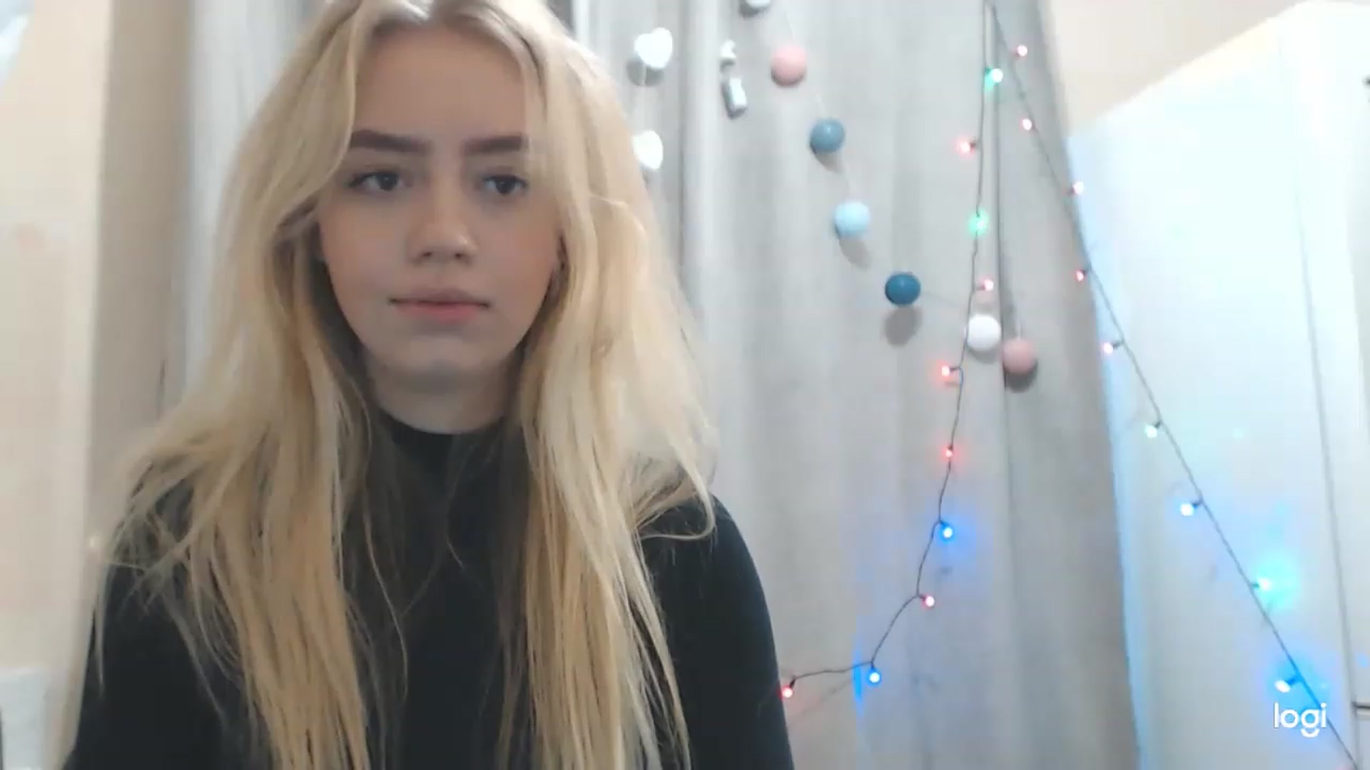Gallery image thumbnail from CutieeBlondie's myfreecams stream on, 11/26/2022, 11:26 image 19 of 20