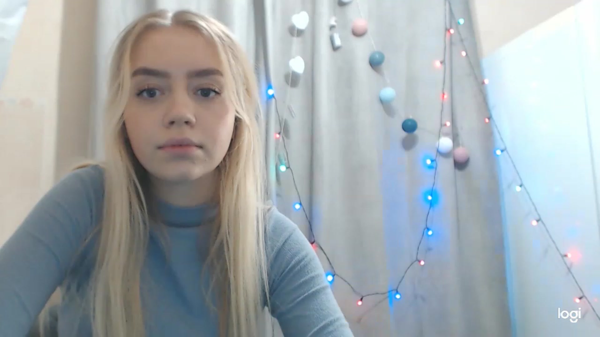 Gallery image thumbnail from CutieeBlondie's myfreecams stream on, 11/27/2022, 12:51 image 11 of 20
