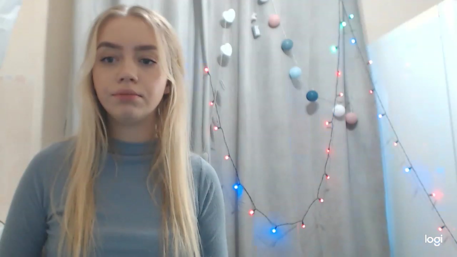 Gallery image thumbnail from CutieeBlondie's myfreecams stream on, 11/27/2022, 12:51 image 15 of 20