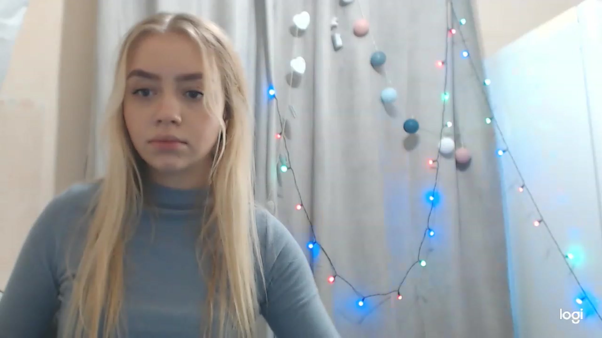 Gallery image thumbnail from CutieeBlondie's myfreecams stream on, 11/27/2022, 12:51 image 14 of 20