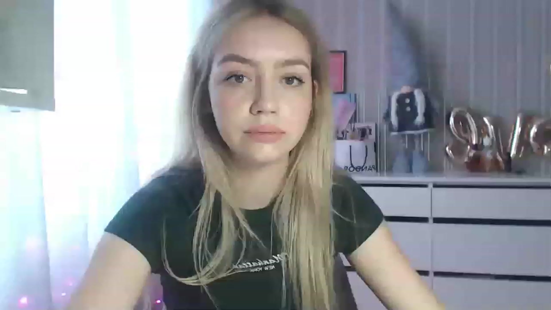 Gallery image thumbnail from CutieeBlondie's myfreecams stream on, 04/13/2023, 11:07 image 15 of 20