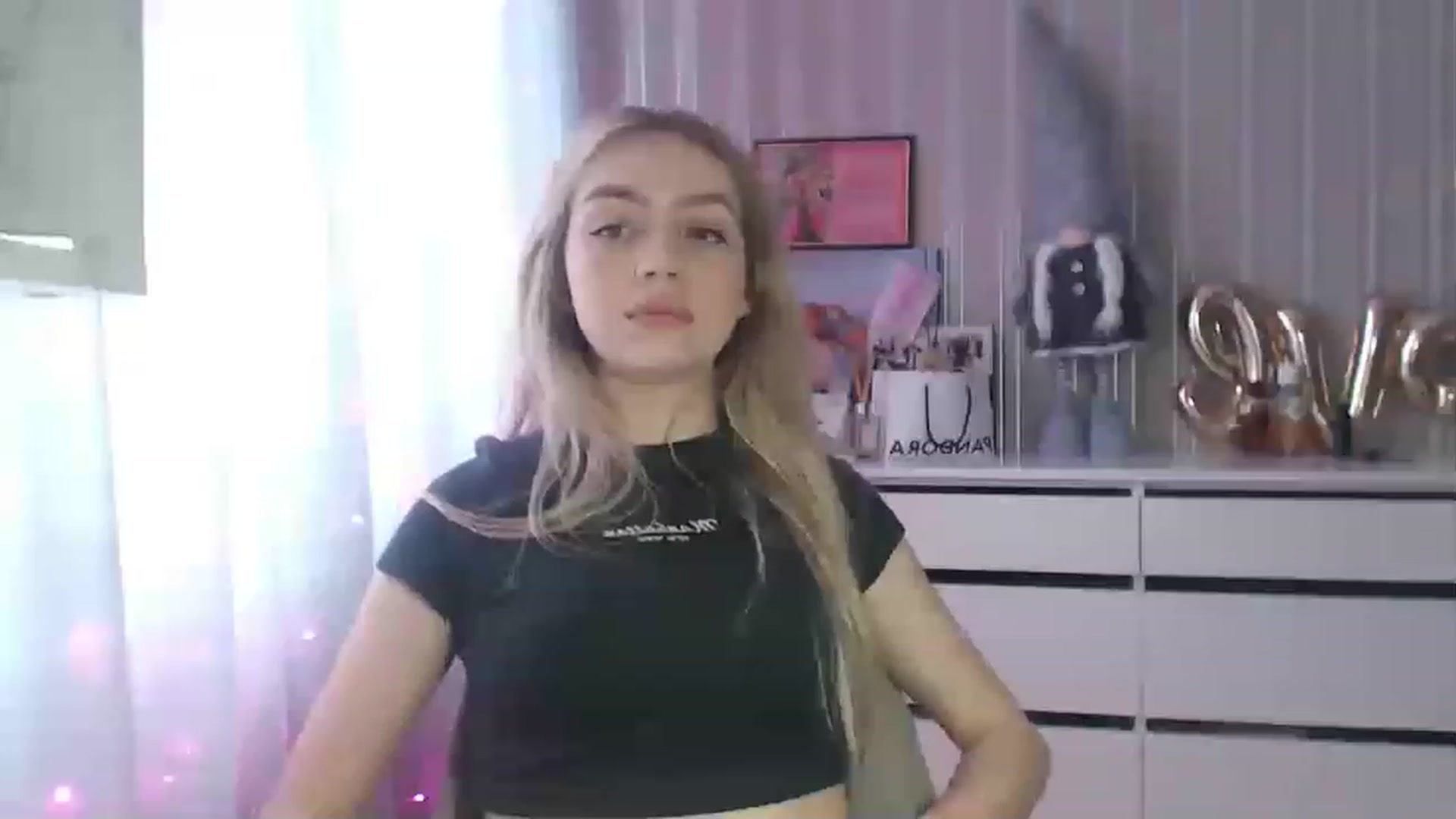 Gallery image thumbnail from CutieeBlondie's myfreecams stream on, 04/13/2023, 11:07 image 10 of 20