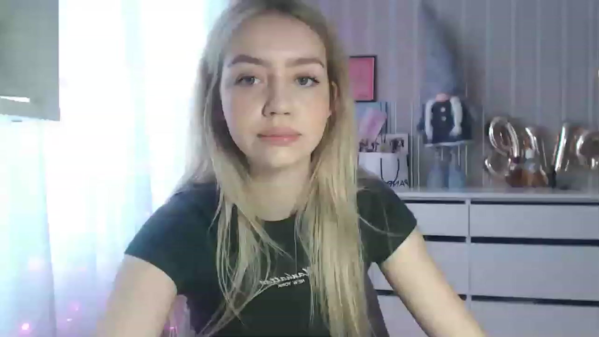 Gallery image thumbnail from CutieeBlondie's myfreecams stream on, 04/13/2023, 11:07 image 16 of 20