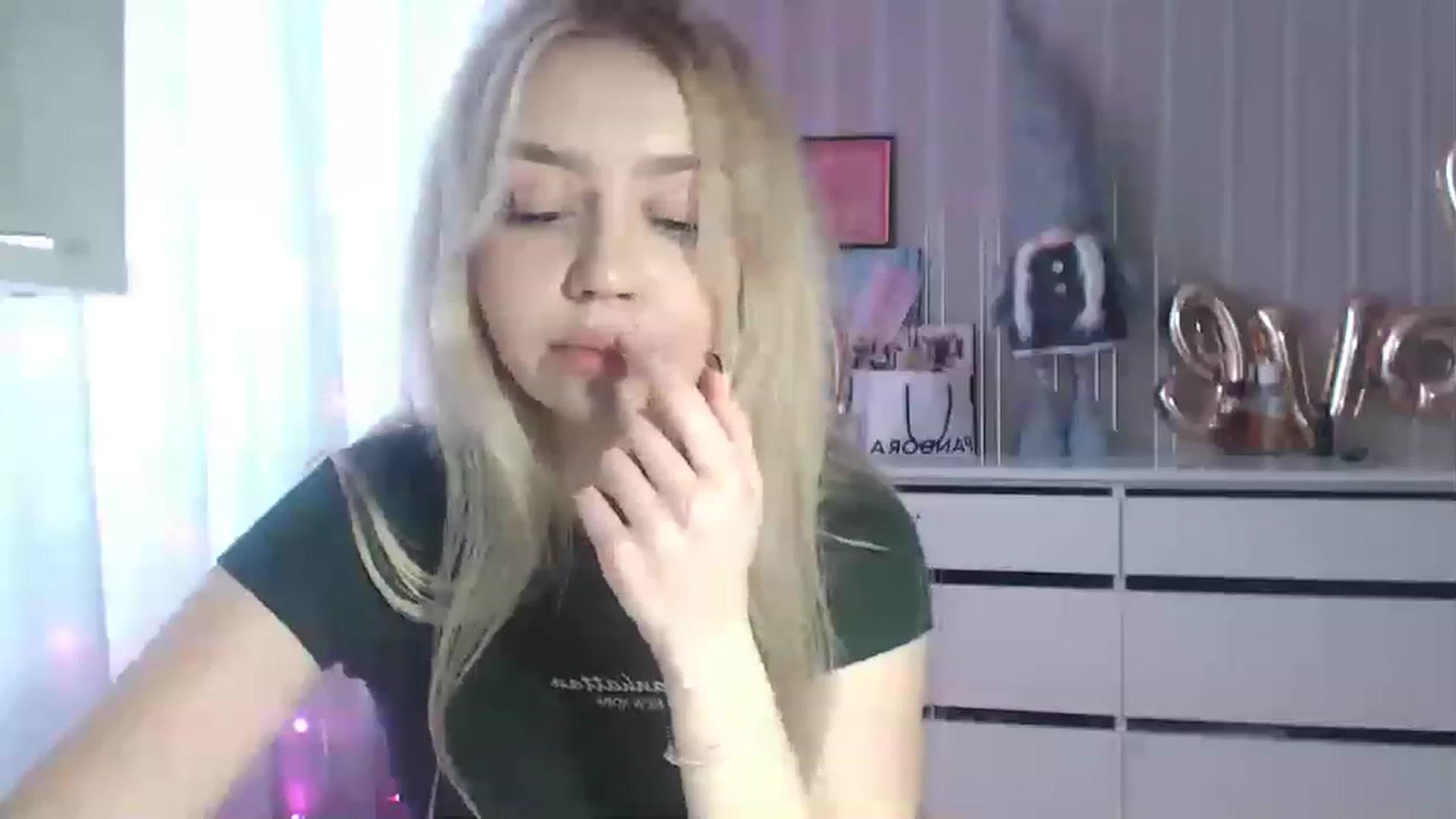 Gallery image thumbnail from CutieeBlondie's myfreecams stream on, 04/13/2023, 11:07 image 6 of 20