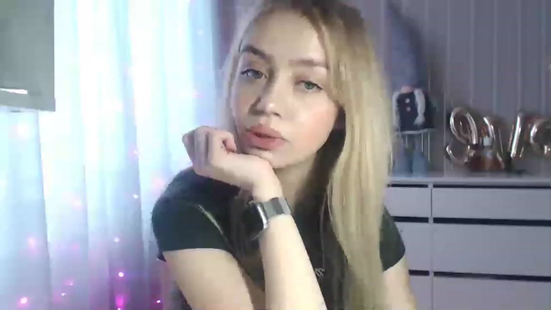 Gallery image thumbnail from CutieeBlondie's myfreecams stream on, 04/13/2023, 11:07 image 11 of 20
