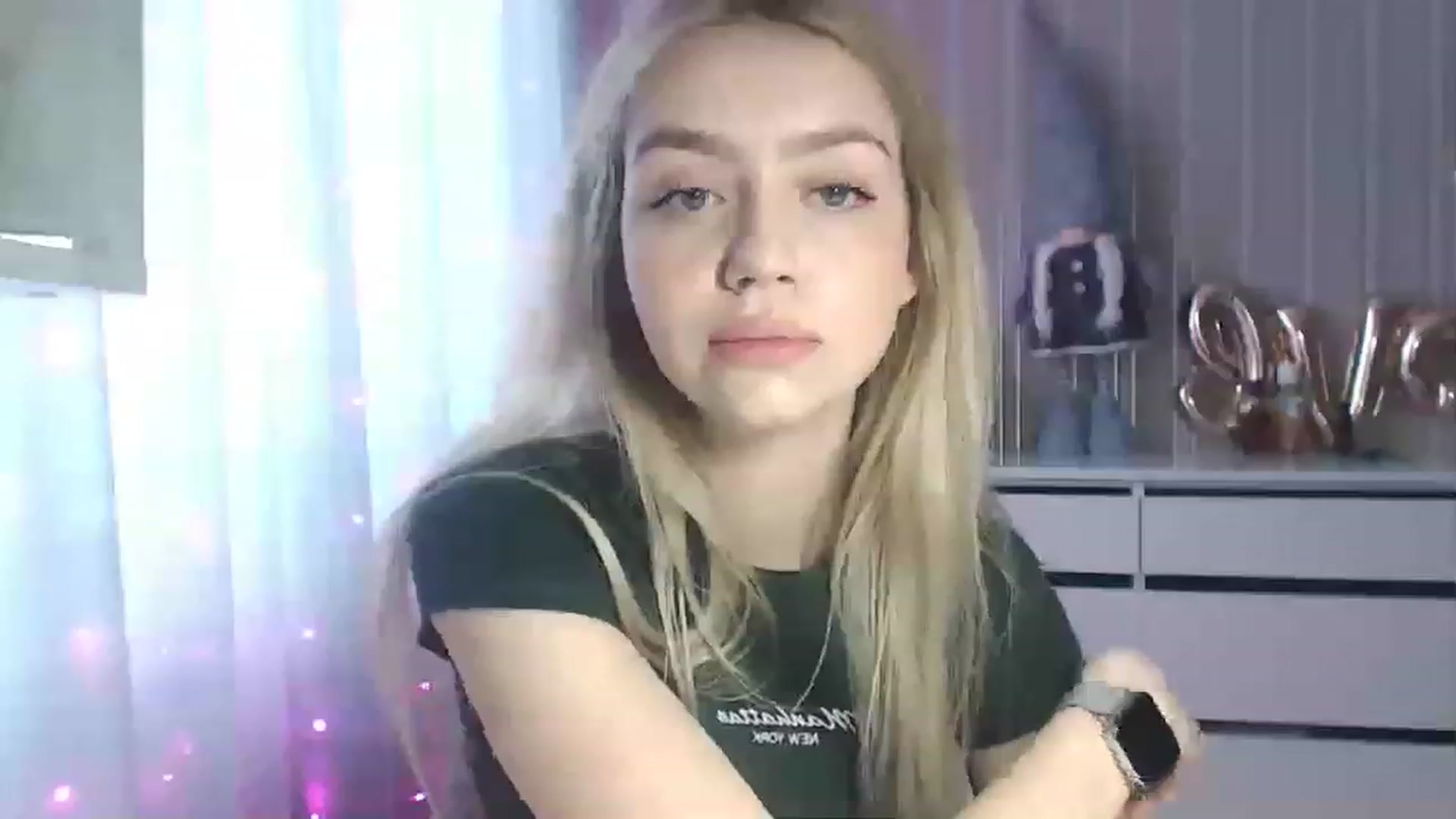 Gallery image thumbnail from CutieeBlondie's myfreecams stream on, 04/13/2023, 11:07 image 9 of 20