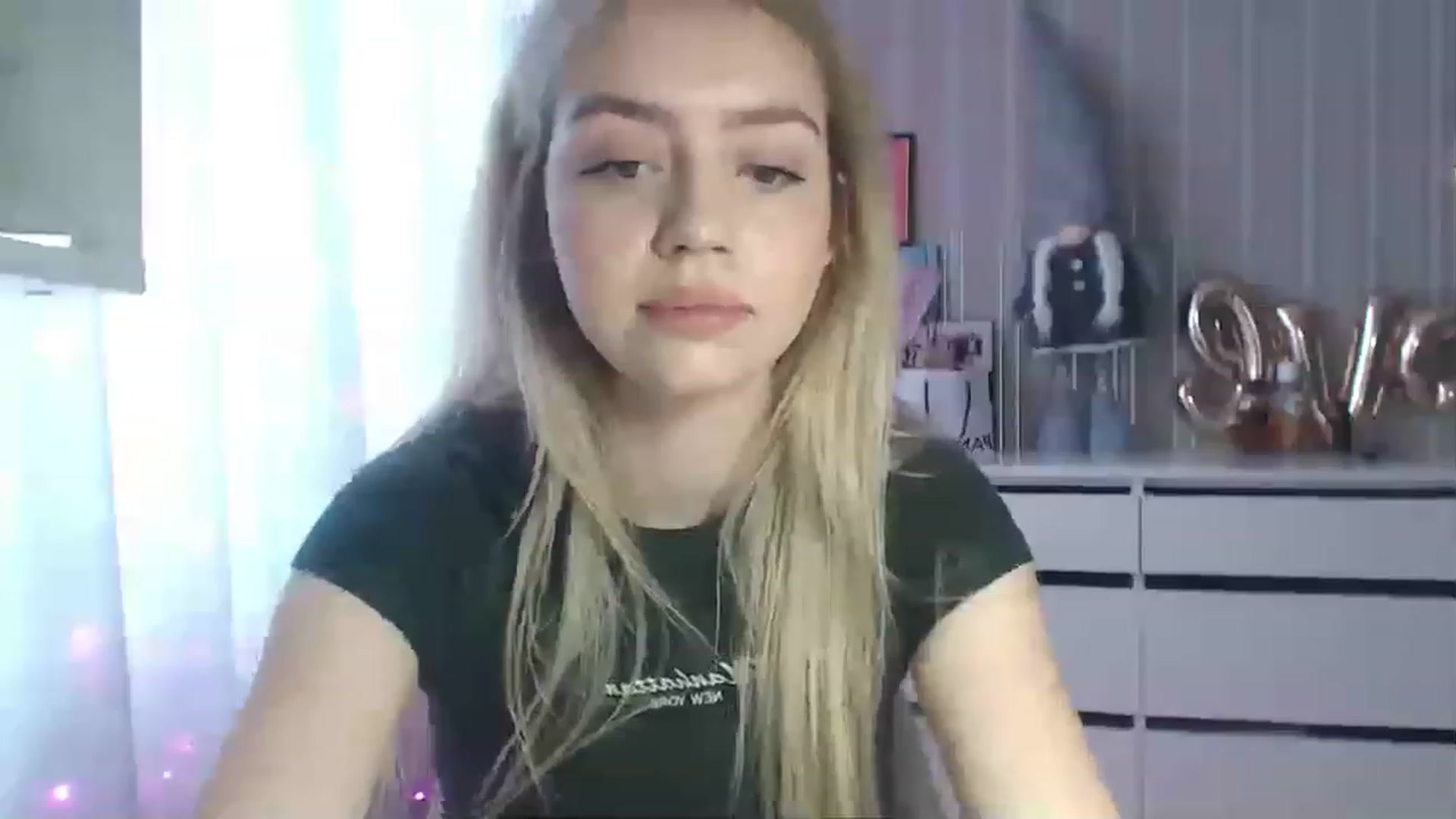 Gallery image thumbnail from CutieeBlondie's myfreecams stream on, 04/13/2023, 11:07 image 18 of 20