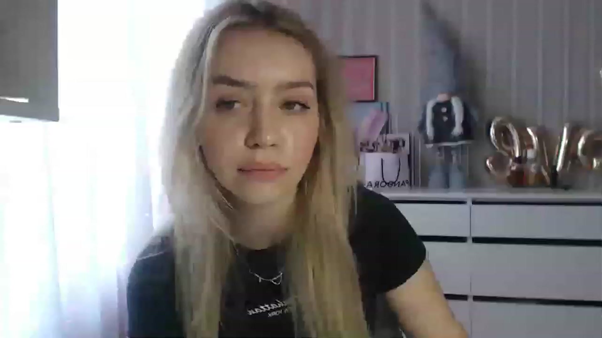 Gallery image thumbnail from CutieeBlondie's myfreecams stream on, 04/13/2023, 13:06 image 8 of 20