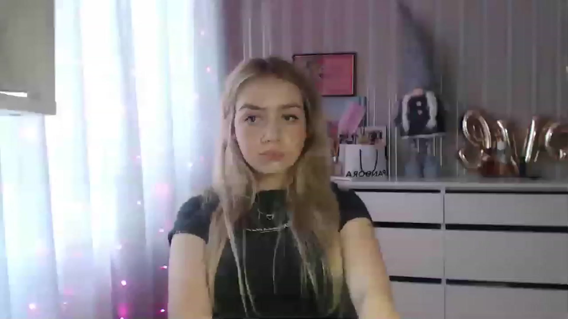 Gallery image thumbnail from CutieeBlondie's myfreecams stream on, 04/13/2023, 13:06 image 13 of 20