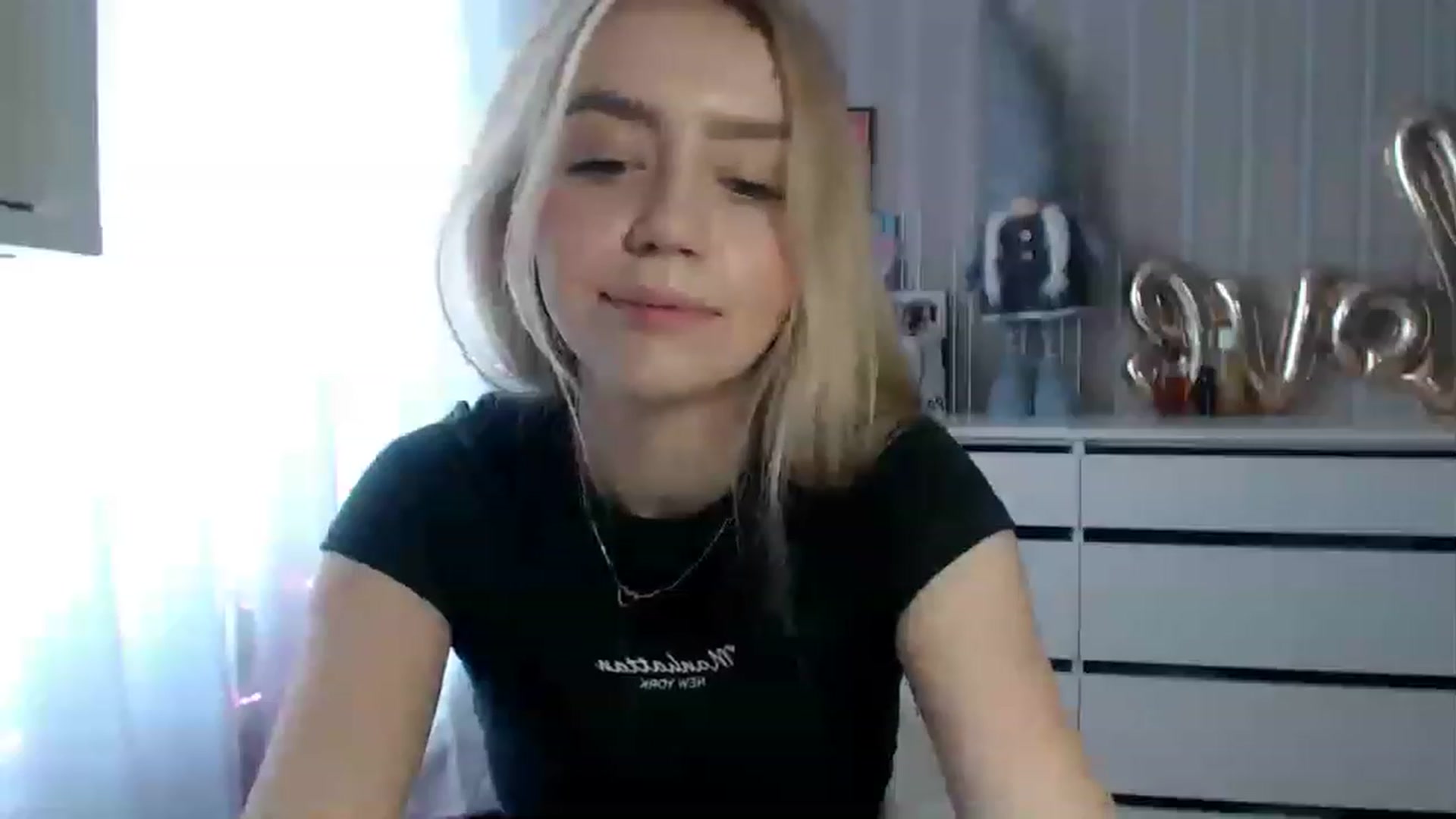 Gallery image thumbnail from CutieeBlondie's myfreecams stream on, 04/18/2023, 11:31 image 12 of 20