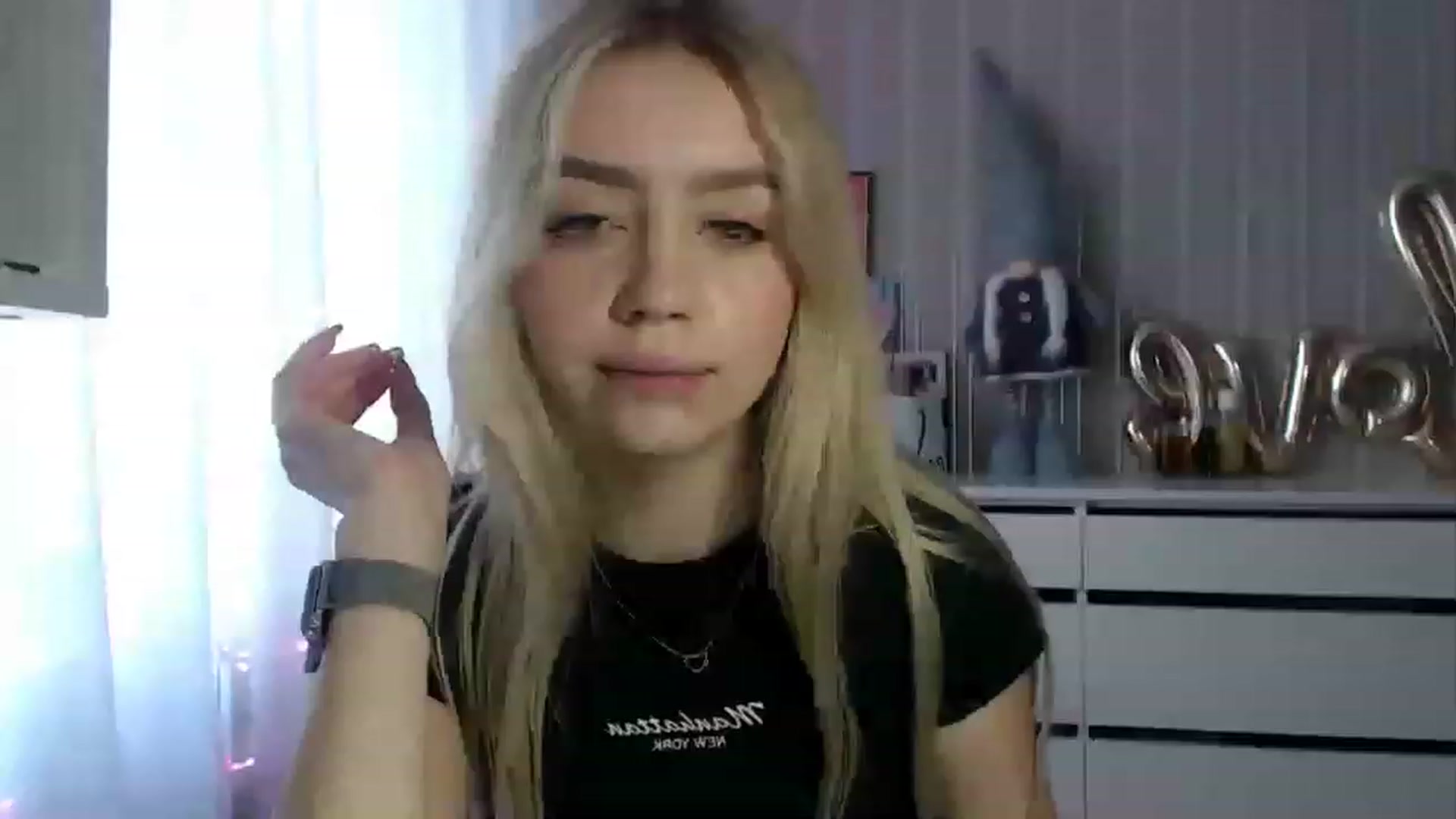 Gallery image thumbnail from CutieeBlondie's myfreecams stream on, 04/18/2023, 11:31 image 1 of 20