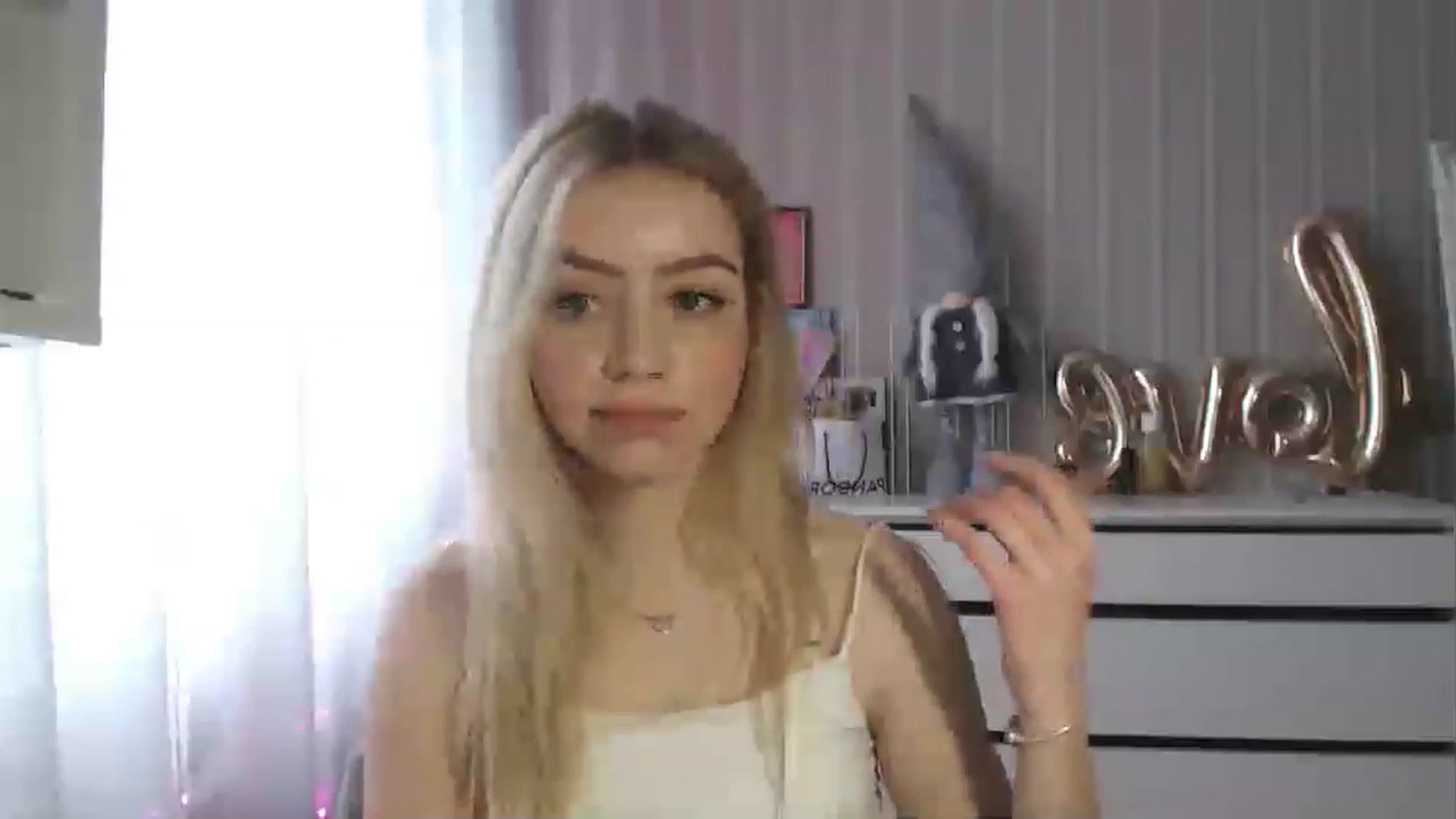 Gallery image thumbnail from CutieeBlondie's myfreecams stream on, 04/24/2023, 12:01 image 11 of 20